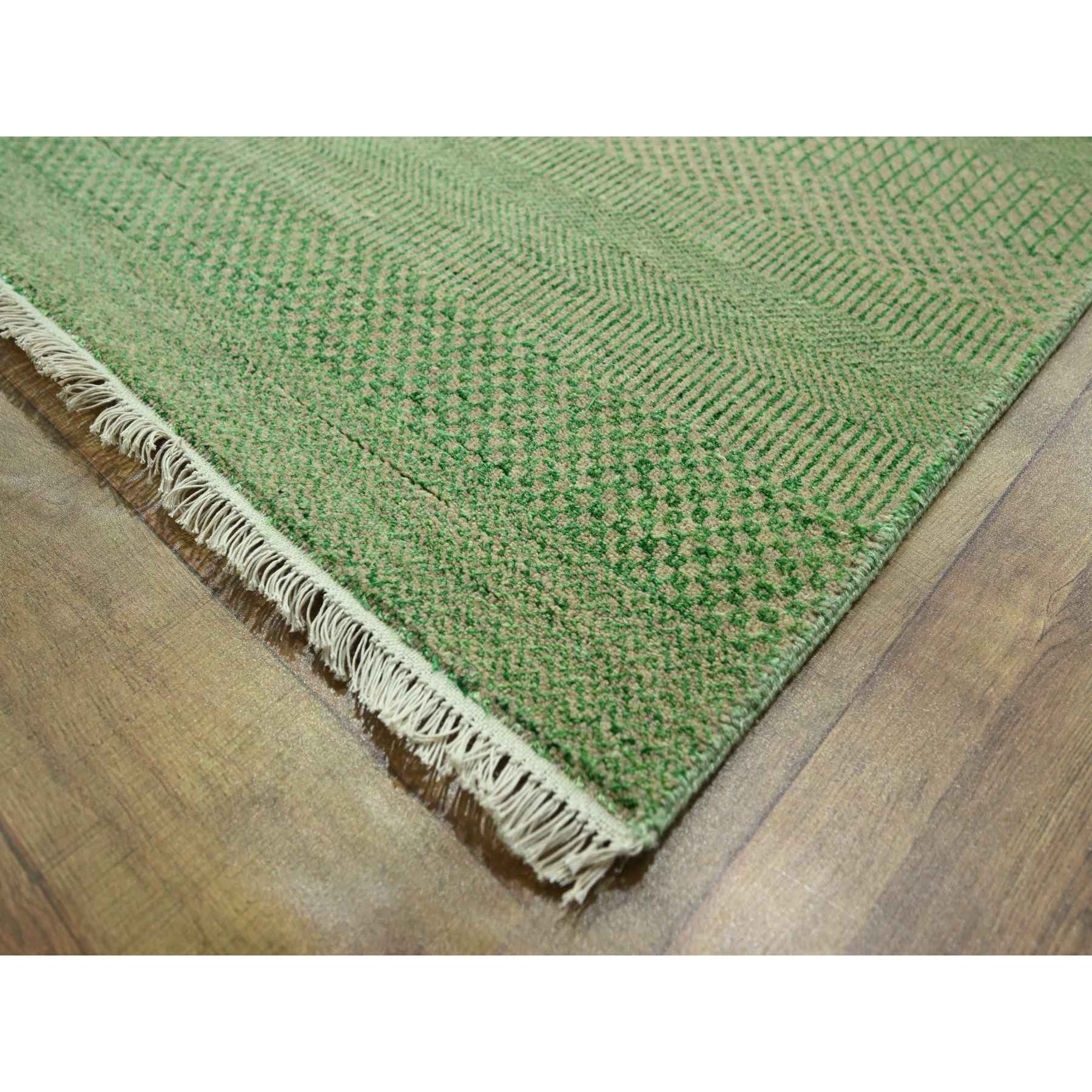 Modern-and-Contemporary-Hand-Knotted-Rug-381715