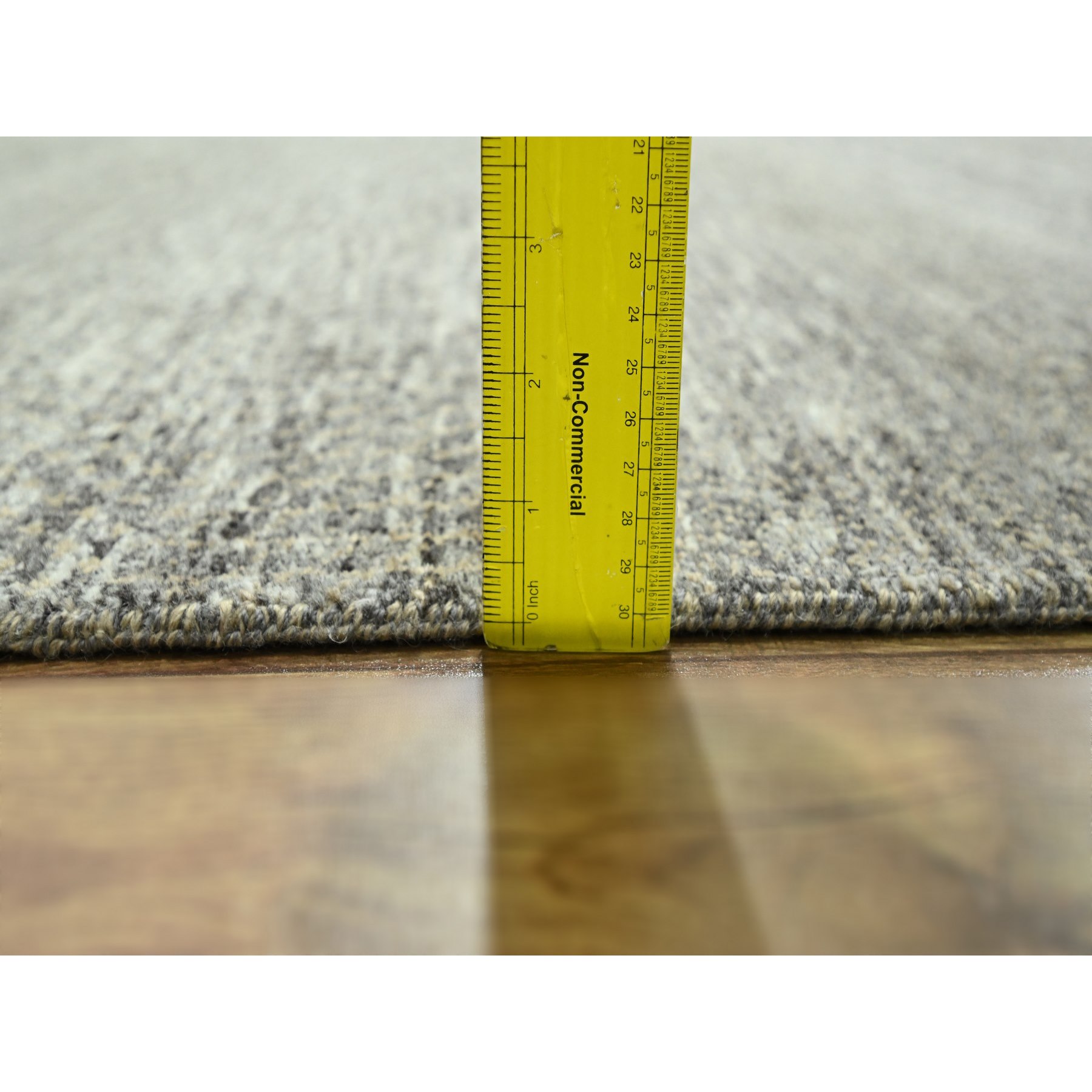 Modern-and-Contemporary-Hand-Knotted-Rug-381725