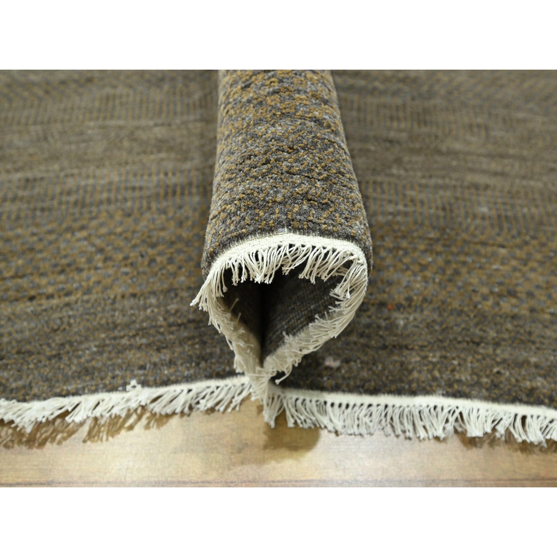 Modern-and-Contemporary-Hand-Knotted-Rug-381735