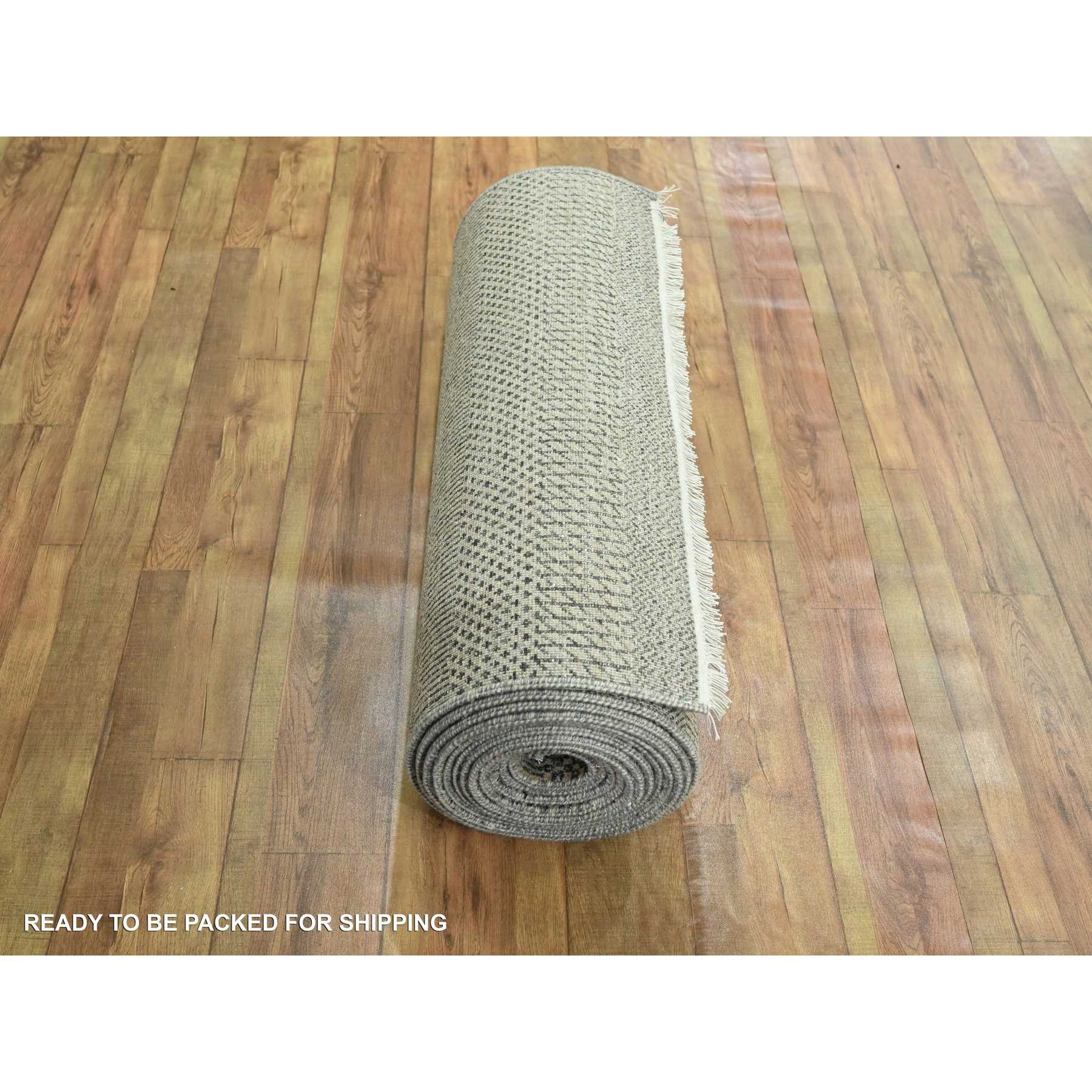 Modern-and-Contemporary-Hand-Knotted-Rug-381745