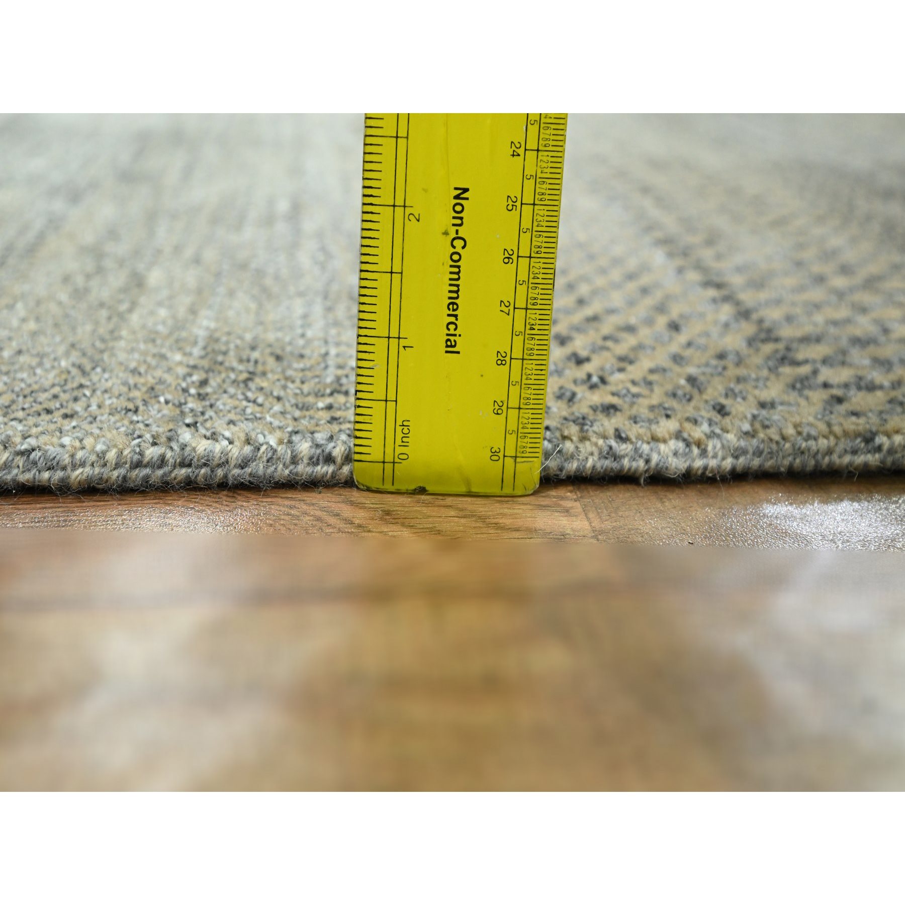 Modern-and-Contemporary-Hand-Knotted-Rug-381745
