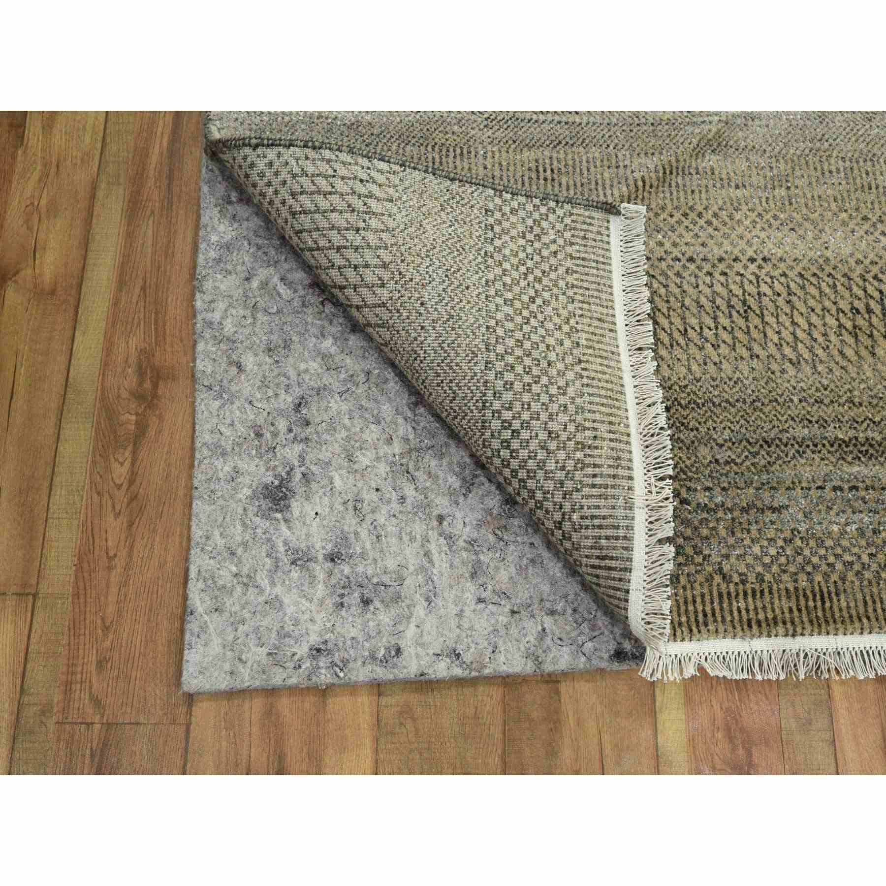 Modern-and-Contemporary-Hand-Knotted-Rug-381750