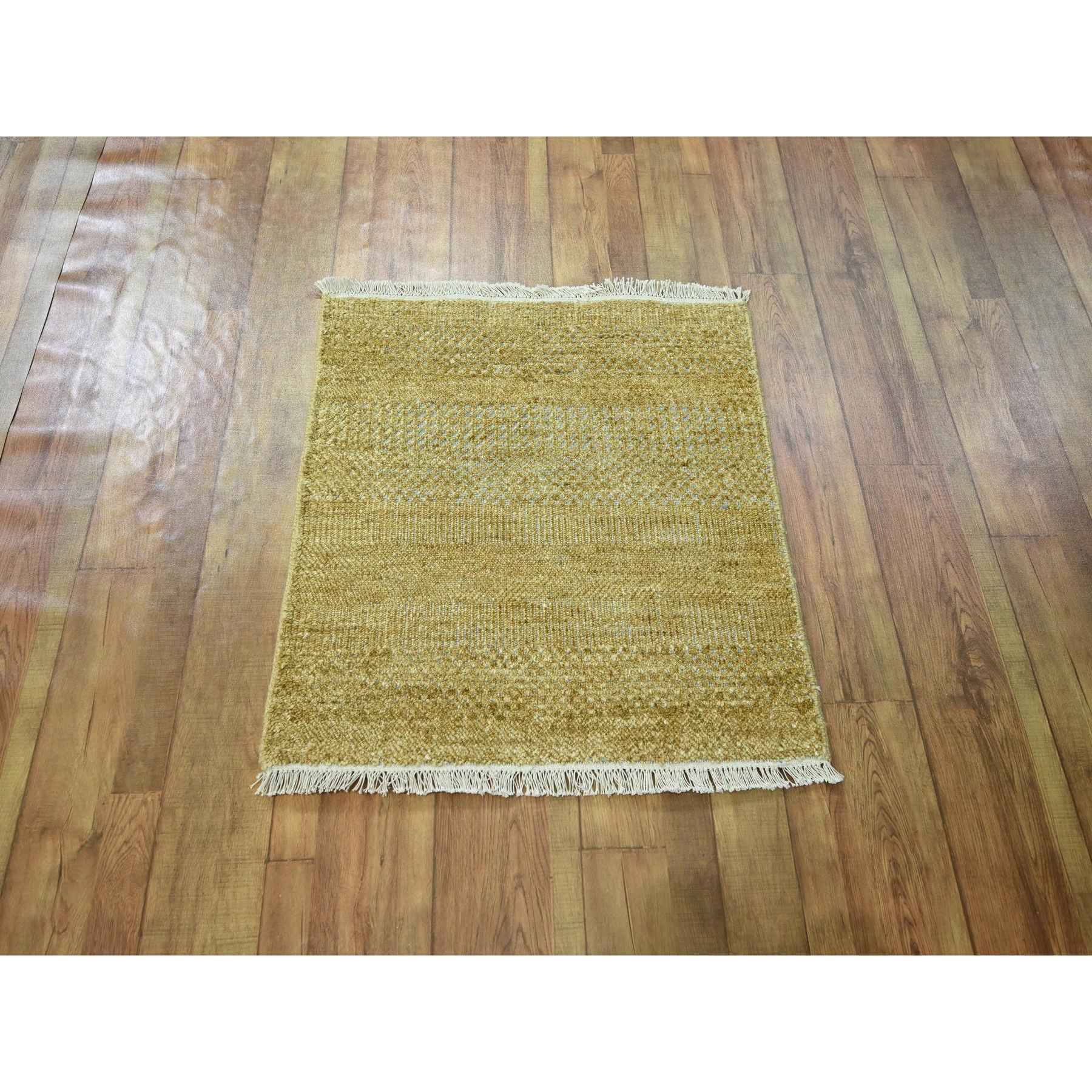 Modern-and-Contemporary-Hand-Knotted-Rug-381770