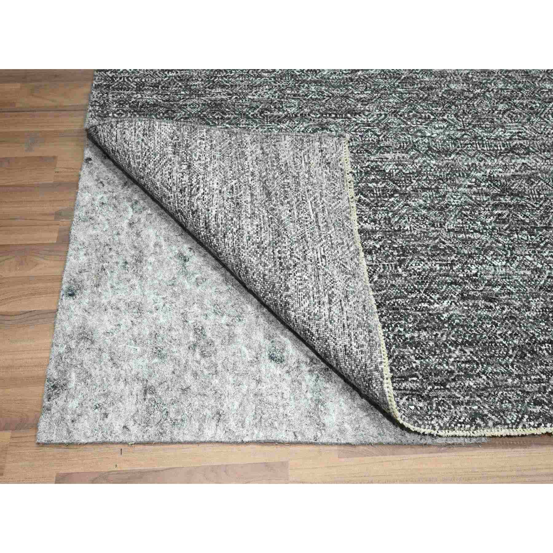 Modern-and-Contemporary-Hand-Knotted-Rug-381910