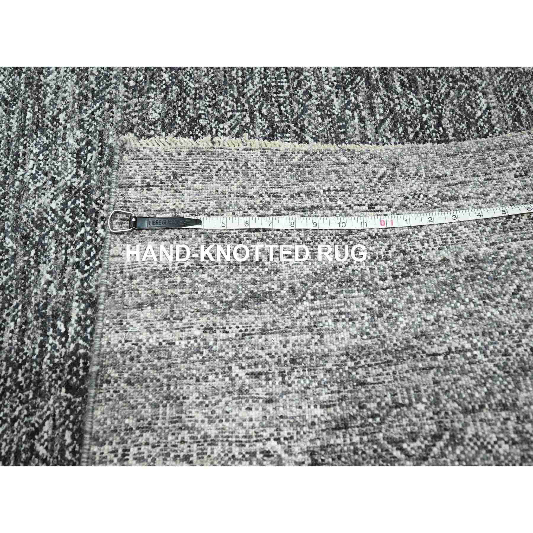Modern-and-Contemporary-Hand-Knotted-Rug-381910