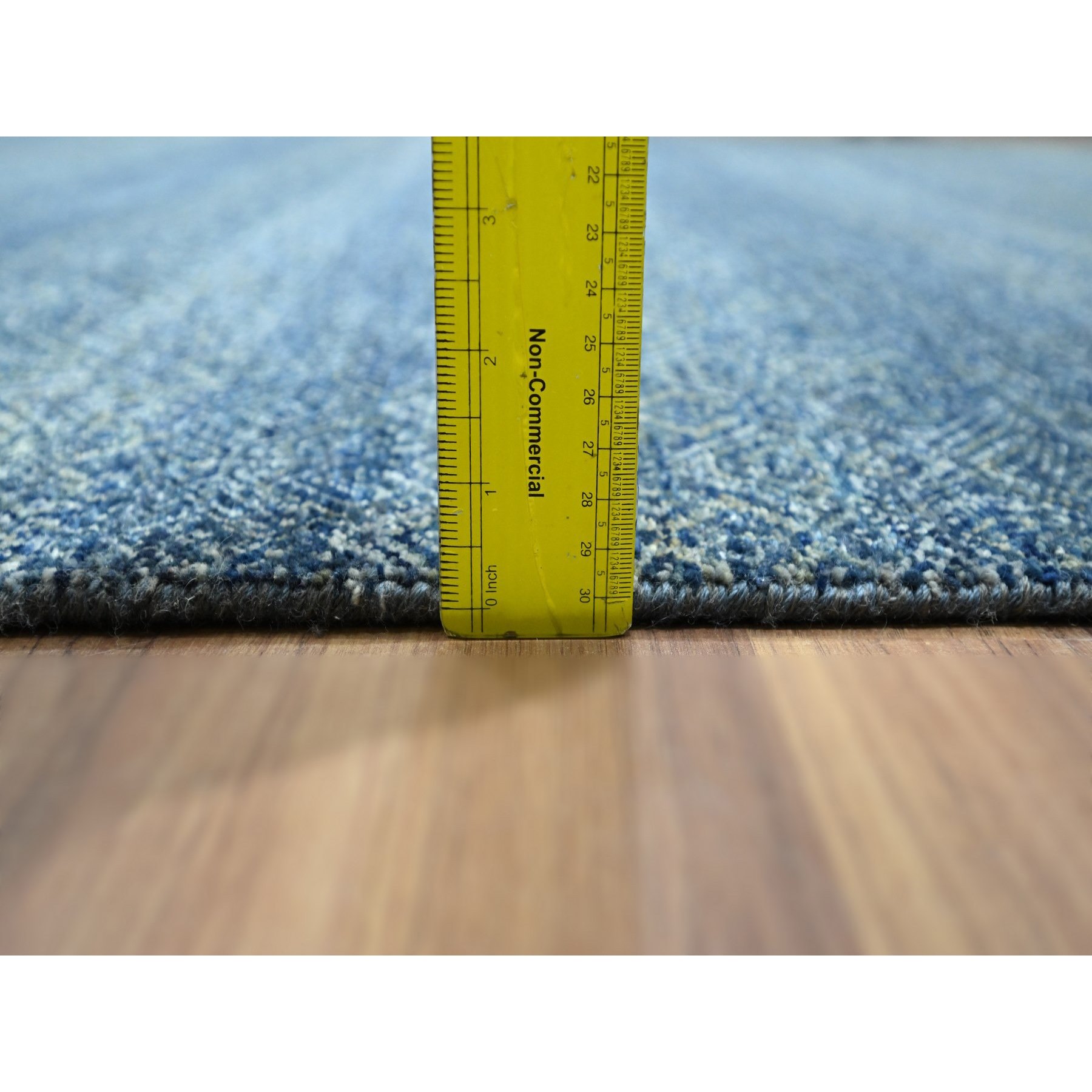 Modern-and-Contemporary-Hand-Knotted-Rug-381915