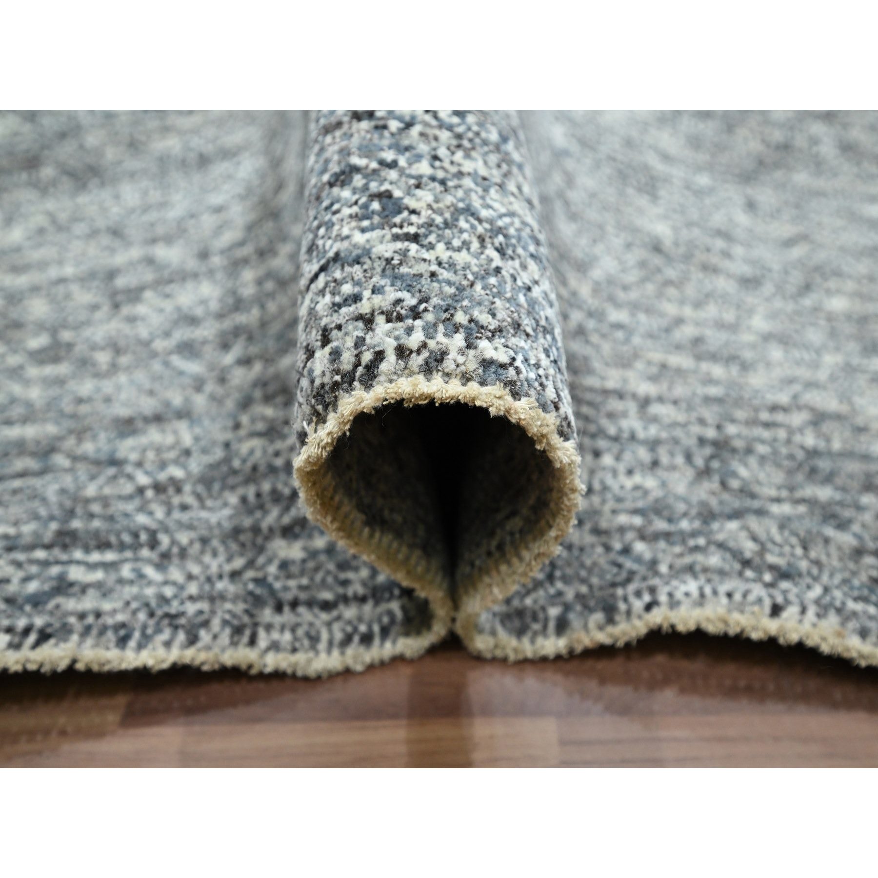 Modern-and-Contemporary-Hand-Knotted-Rug-381945