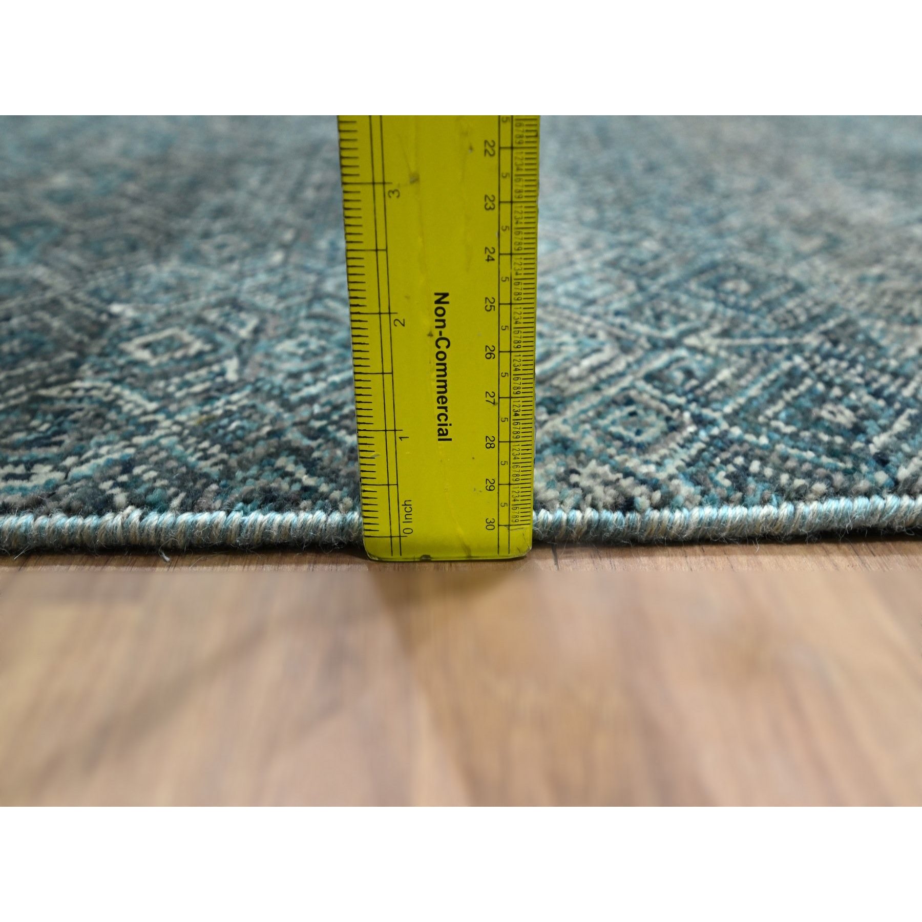 Modern-and-Contemporary-Hand-Knotted-Rug-381950