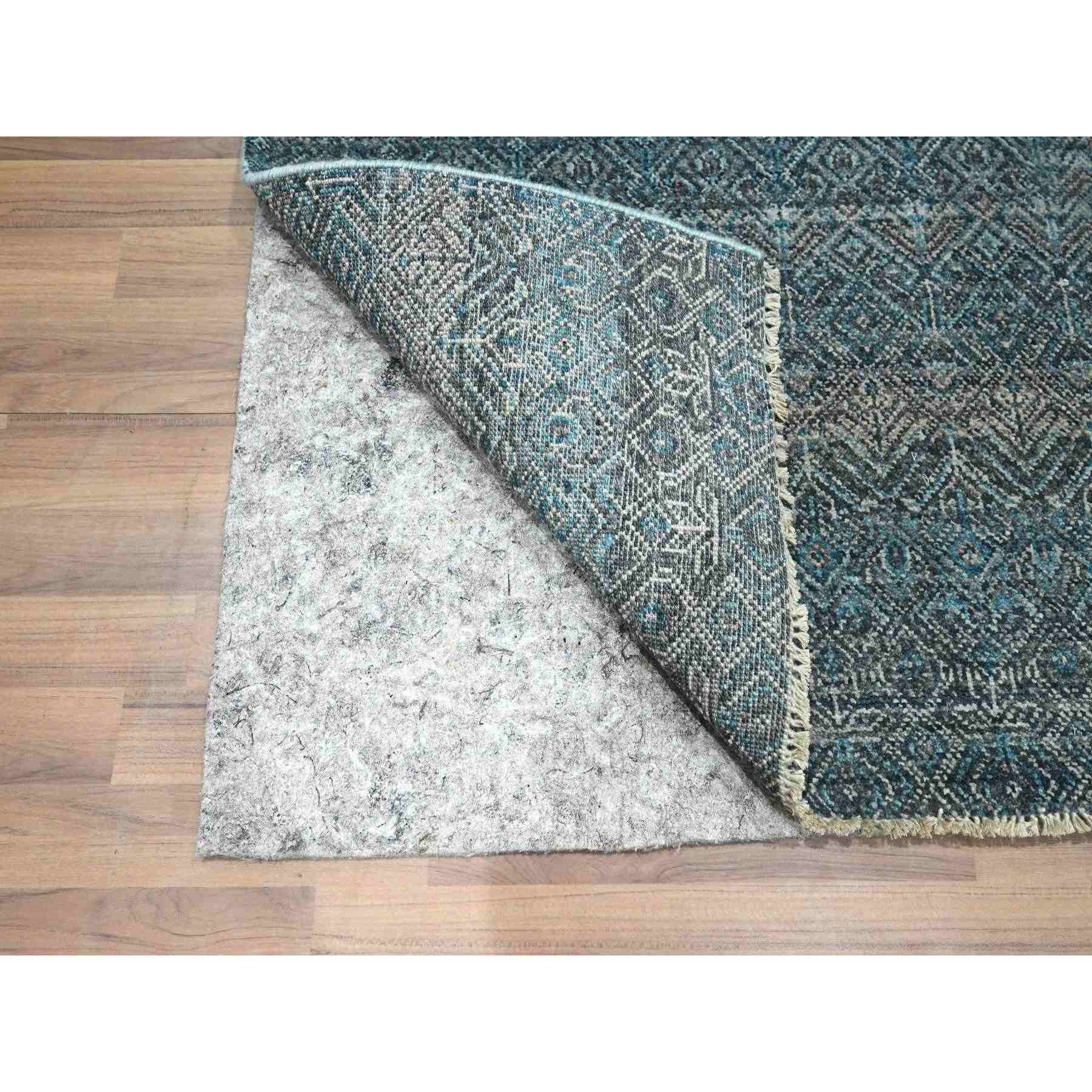 Modern-and-Contemporary-Hand-Knotted-Rug-381960
