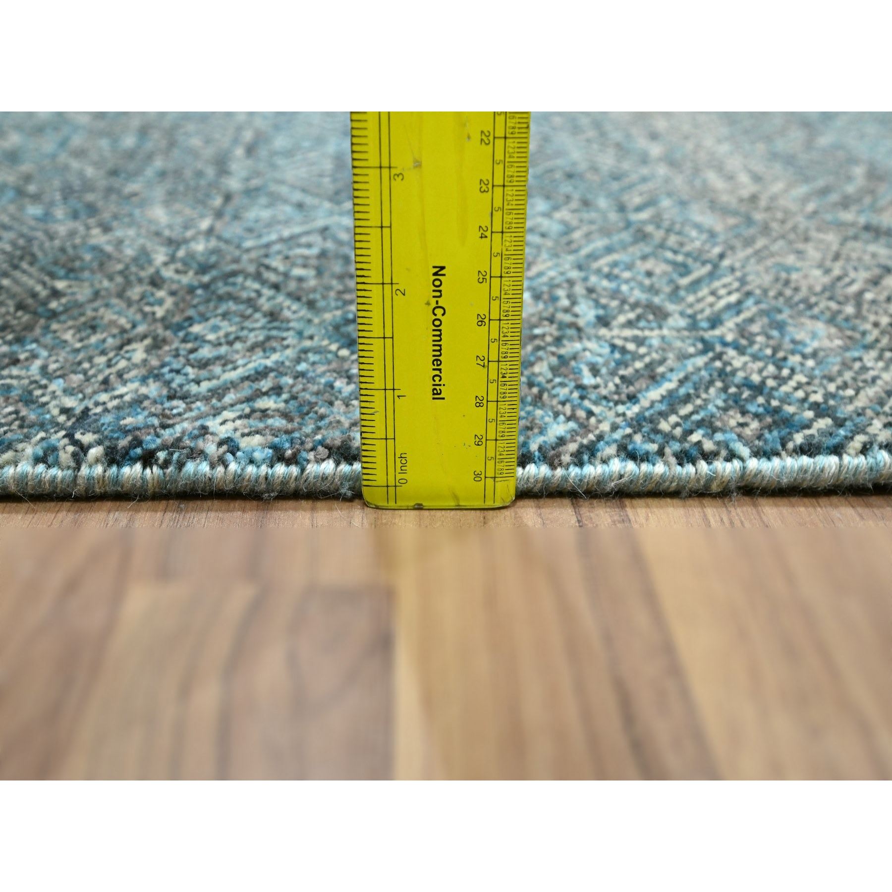 Modern-and-Contemporary-Hand-Knotted-Rug-381965