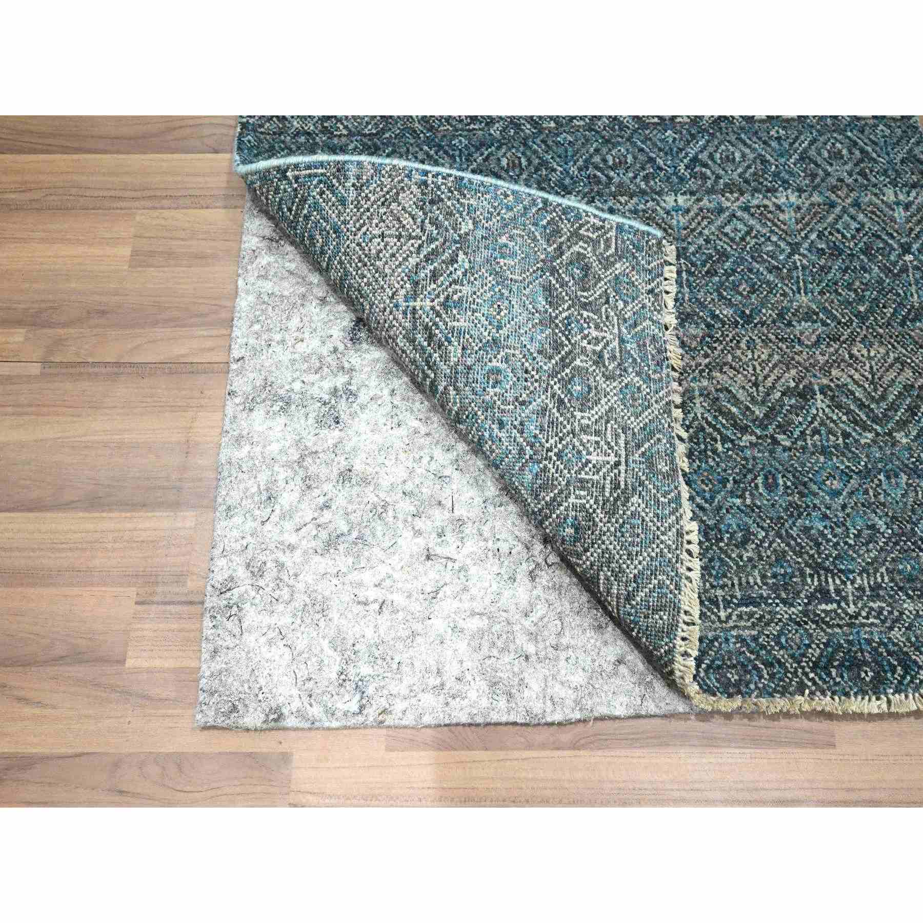 Modern-and-Contemporary-Hand-Knotted-Rug-381970