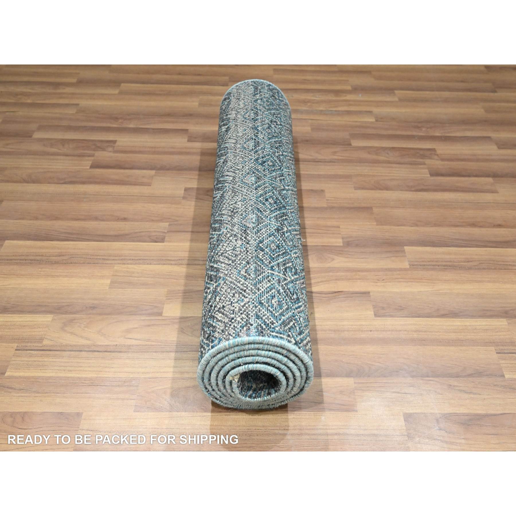 Modern-and-Contemporary-Hand-Knotted-Rug-381970