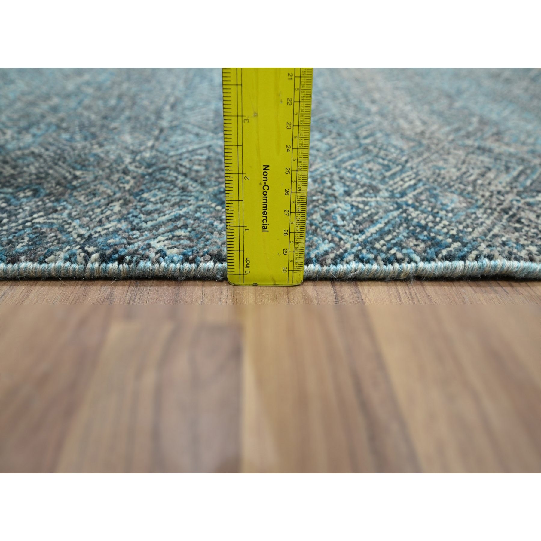 Modern-and-Contemporary-Hand-Knotted-Rug-381975