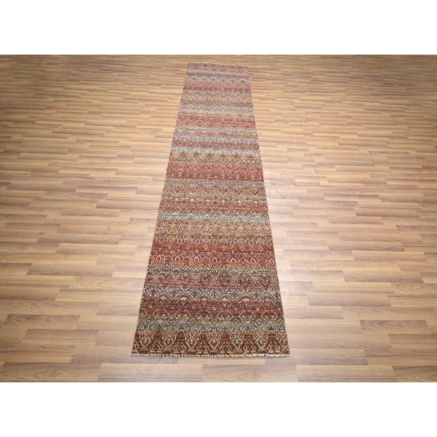 Modern-and-Contemporary-Hand-Knotted-Rug-381980