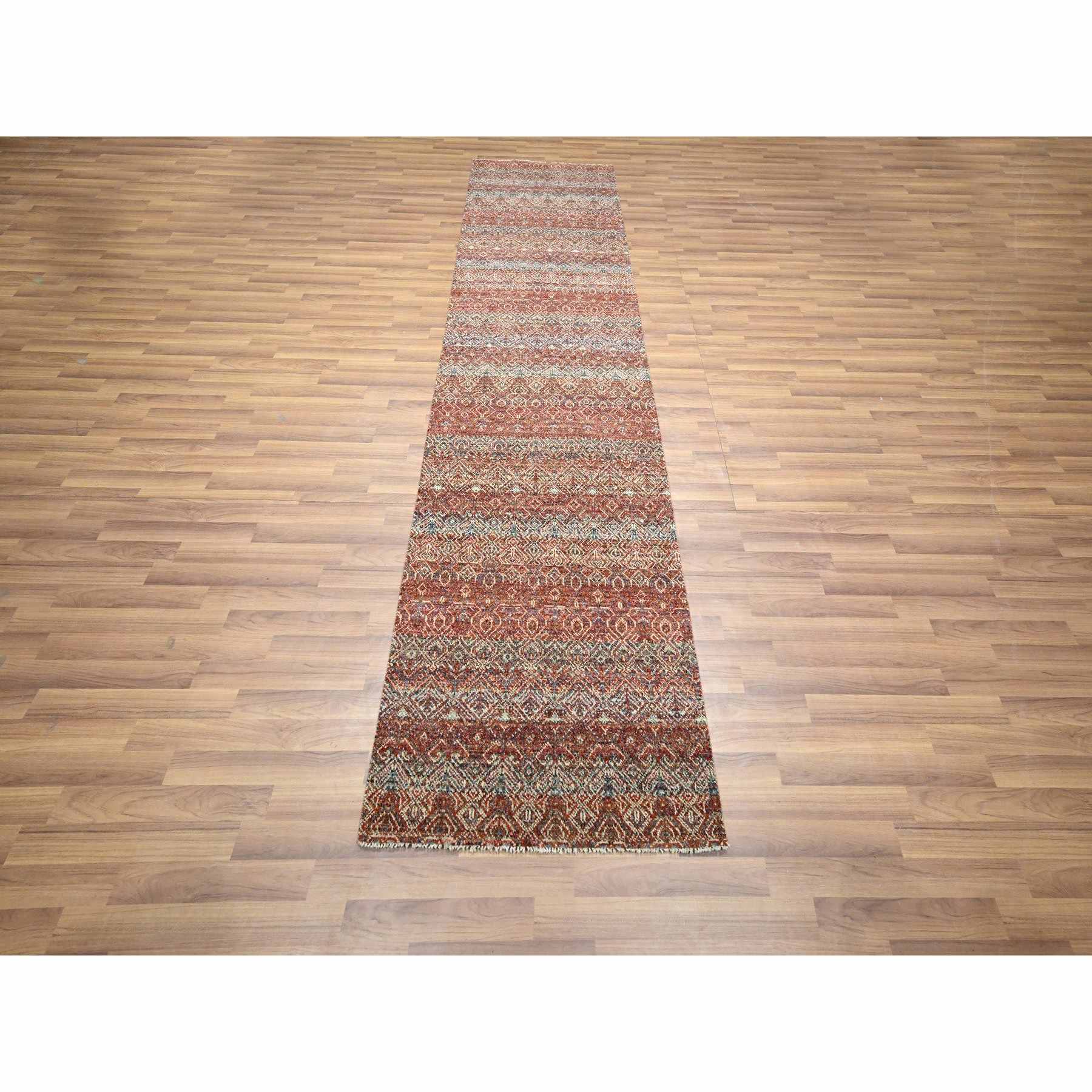 Modern-and-Contemporary-Hand-Knotted-Rug-381985