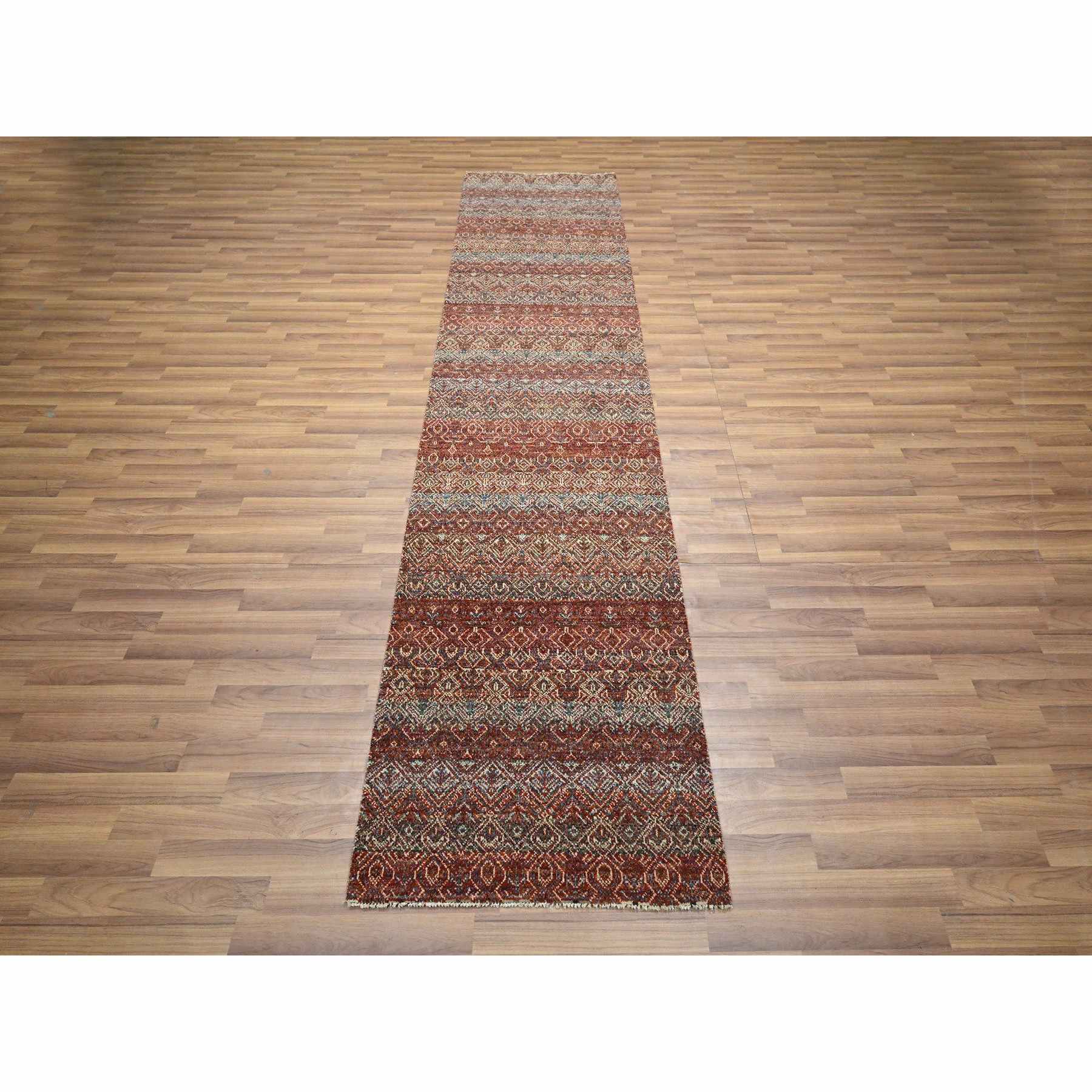 Modern-and-Contemporary-Hand-Knotted-Rug-381990