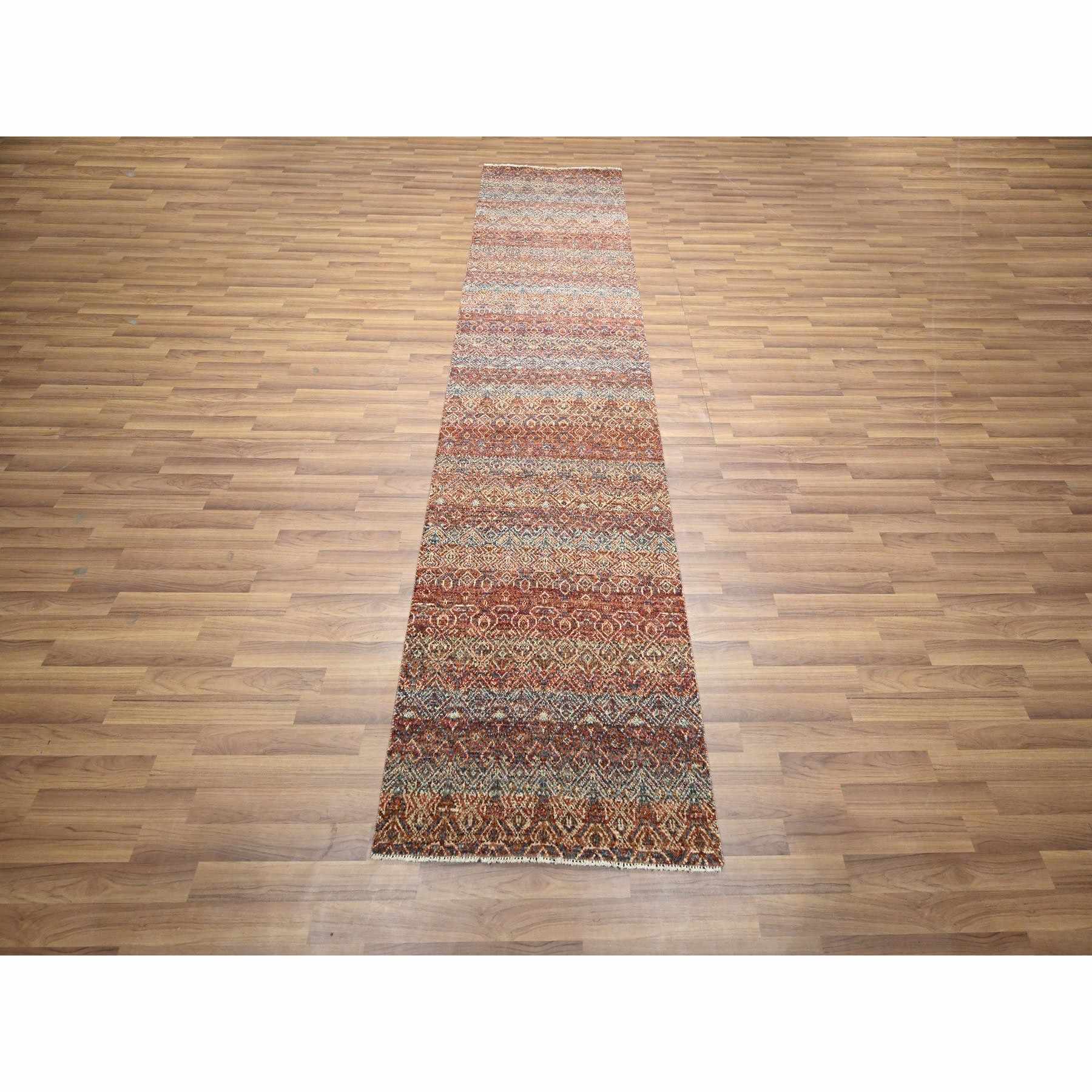Modern-and-Contemporary-Hand-Knotted-Rug-382025