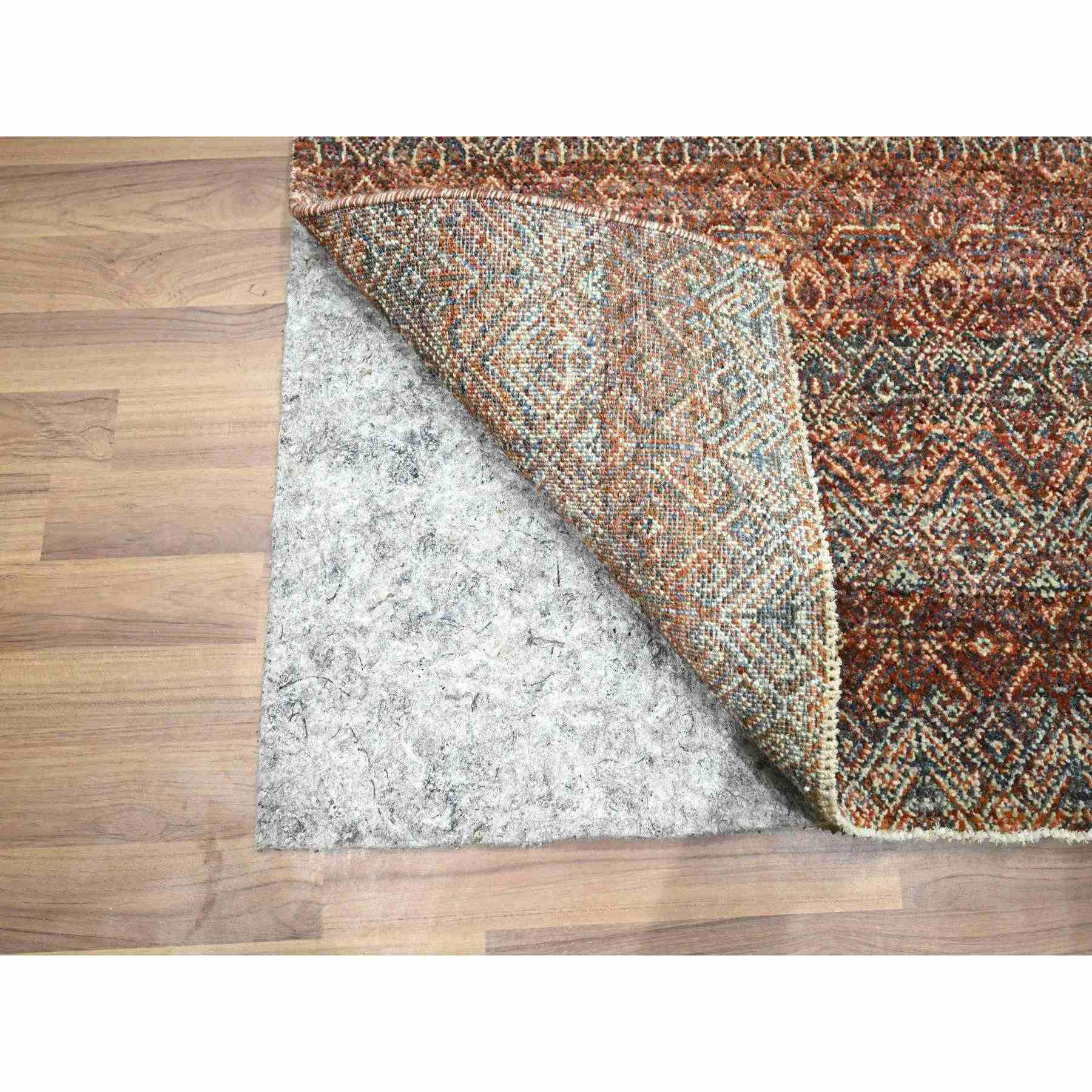Modern-and-Contemporary-Hand-Knotted-Rug-382040