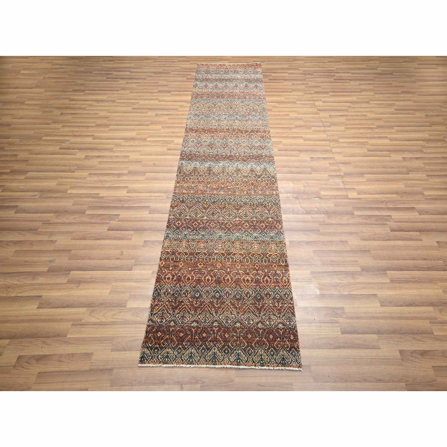 Modern-and-Contemporary-Hand-Knotted-Rug-382050