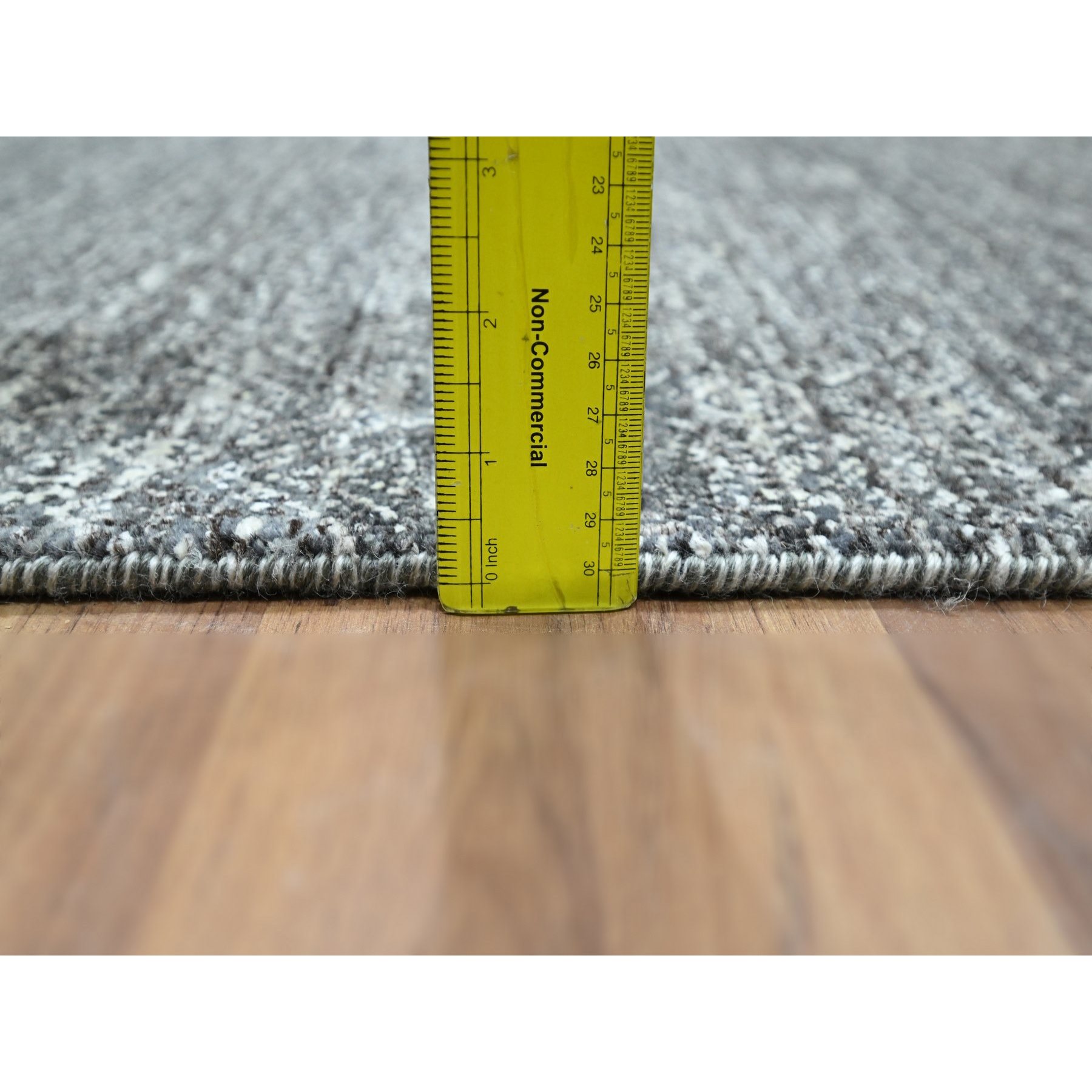 Modern-and-Contemporary-Hand-Knotted-Rug-382055