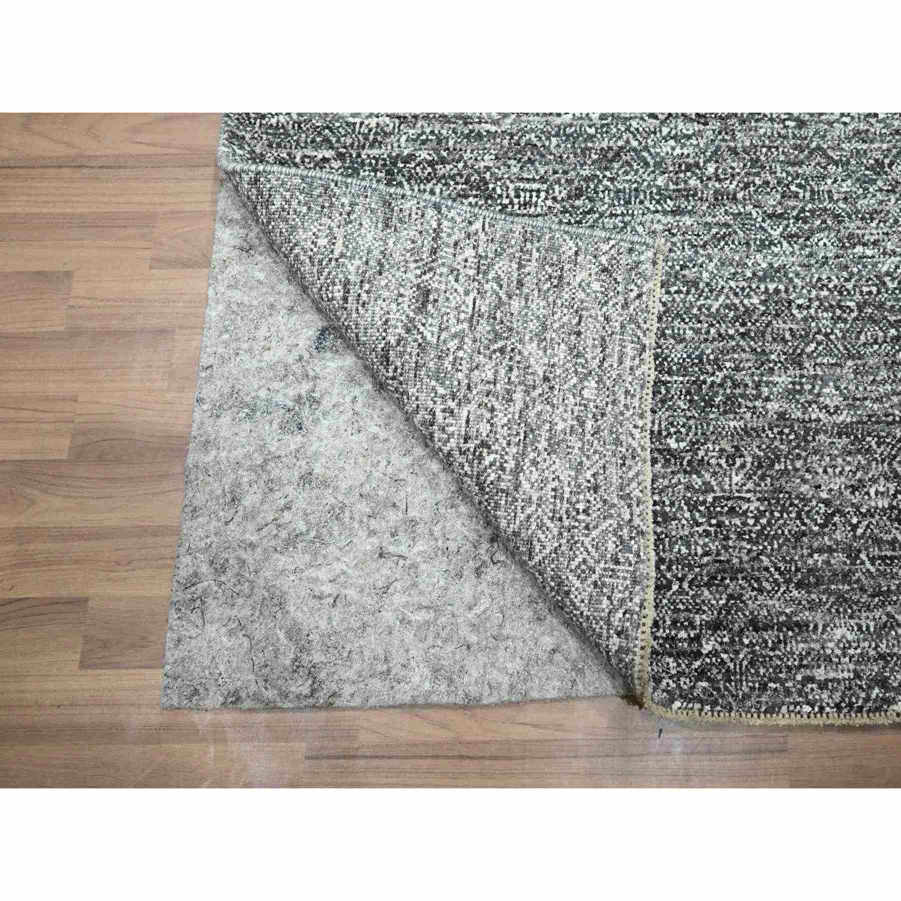 Modern-and-Contemporary-Hand-Knotted-Rug-382060