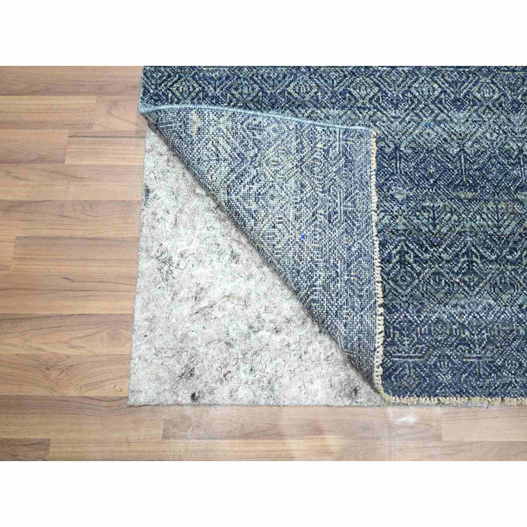 Modern-and-Contemporary-Hand-Knotted-Rug-382070