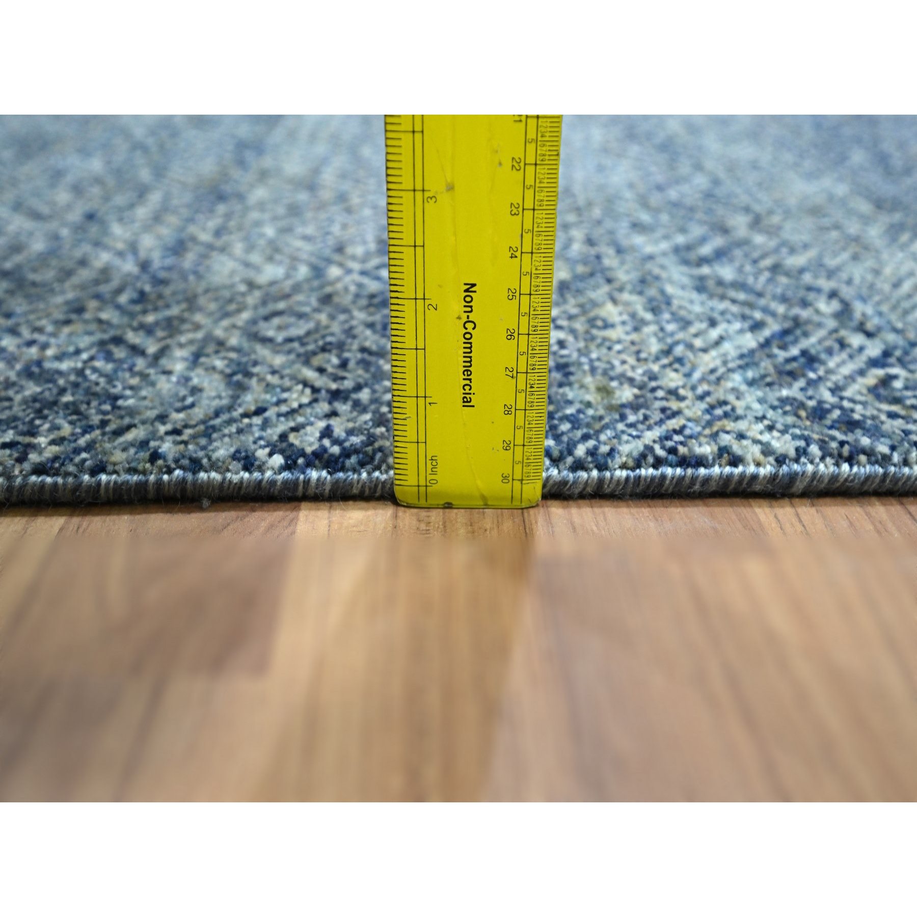 Modern-and-Contemporary-Hand-Knotted-Rug-382070