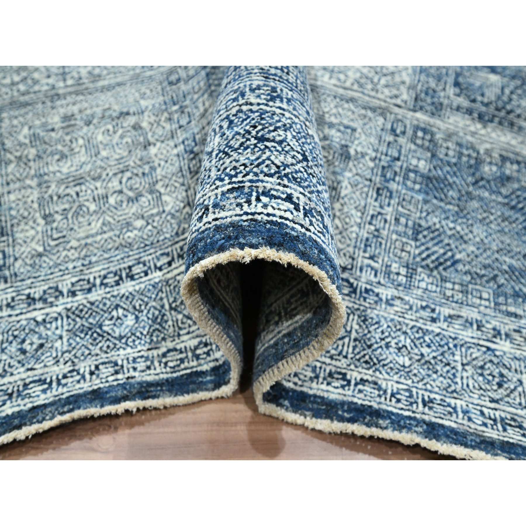 Modern-and-Contemporary-Hand-Knotted-Rug-382120