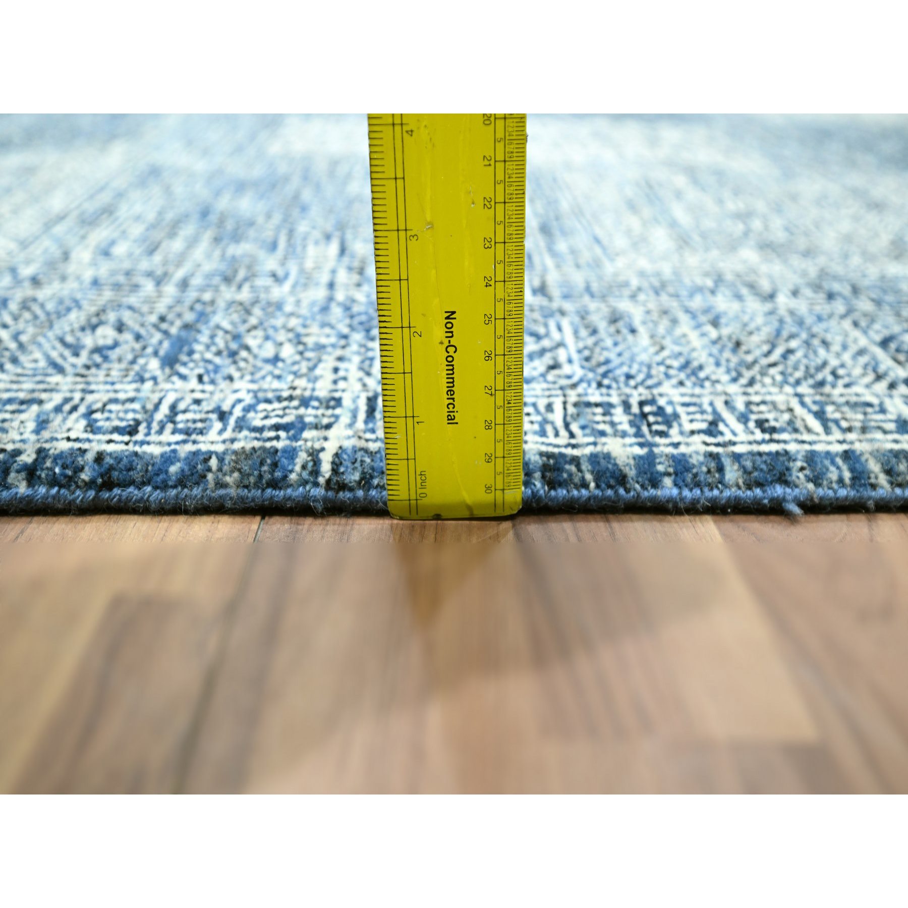 Modern-and-Contemporary-Hand-Knotted-Rug-382120