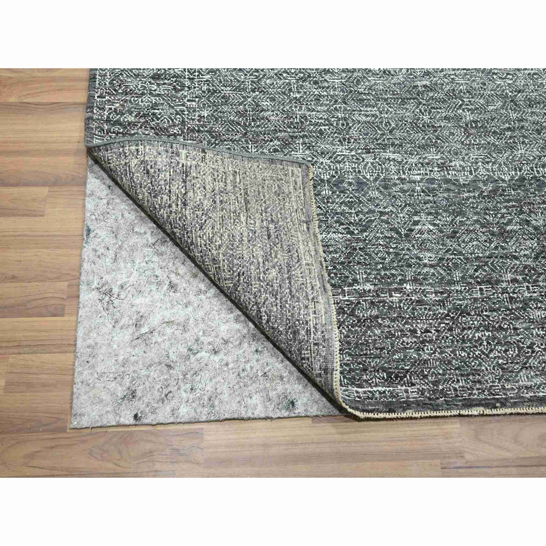 Modern-and-Contemporary-Hand-Knotted-Rug-382130