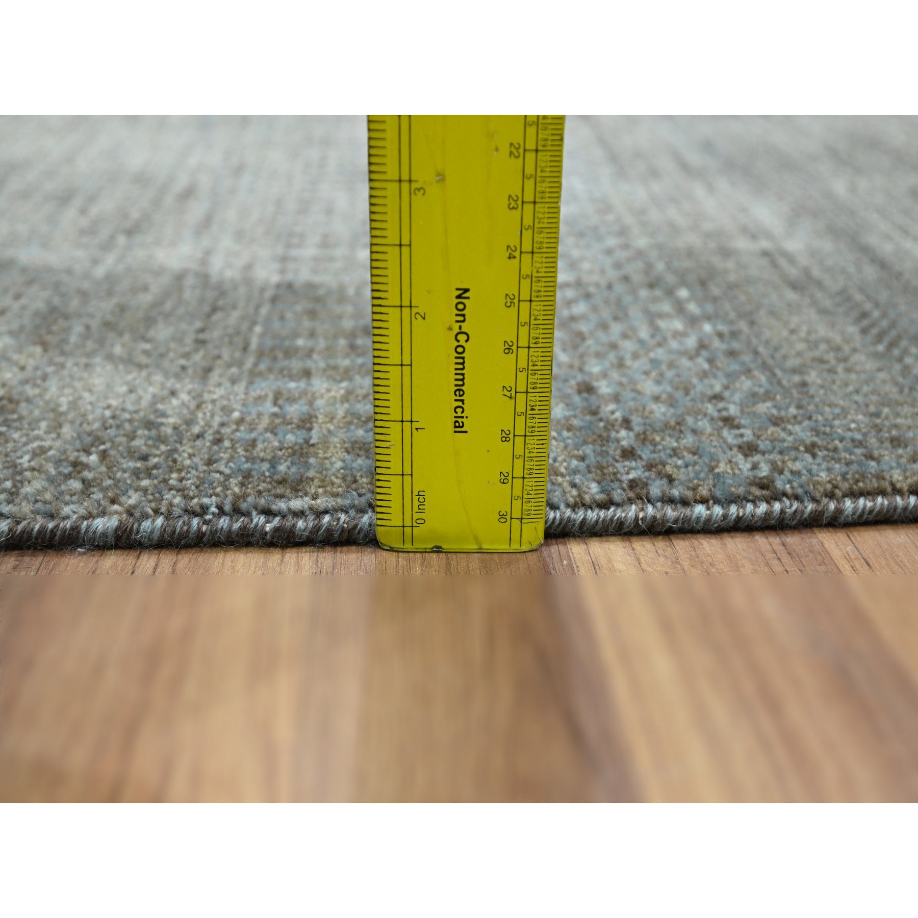 Modern-and-Contemporary-Hand-Knotted-Rug-382210