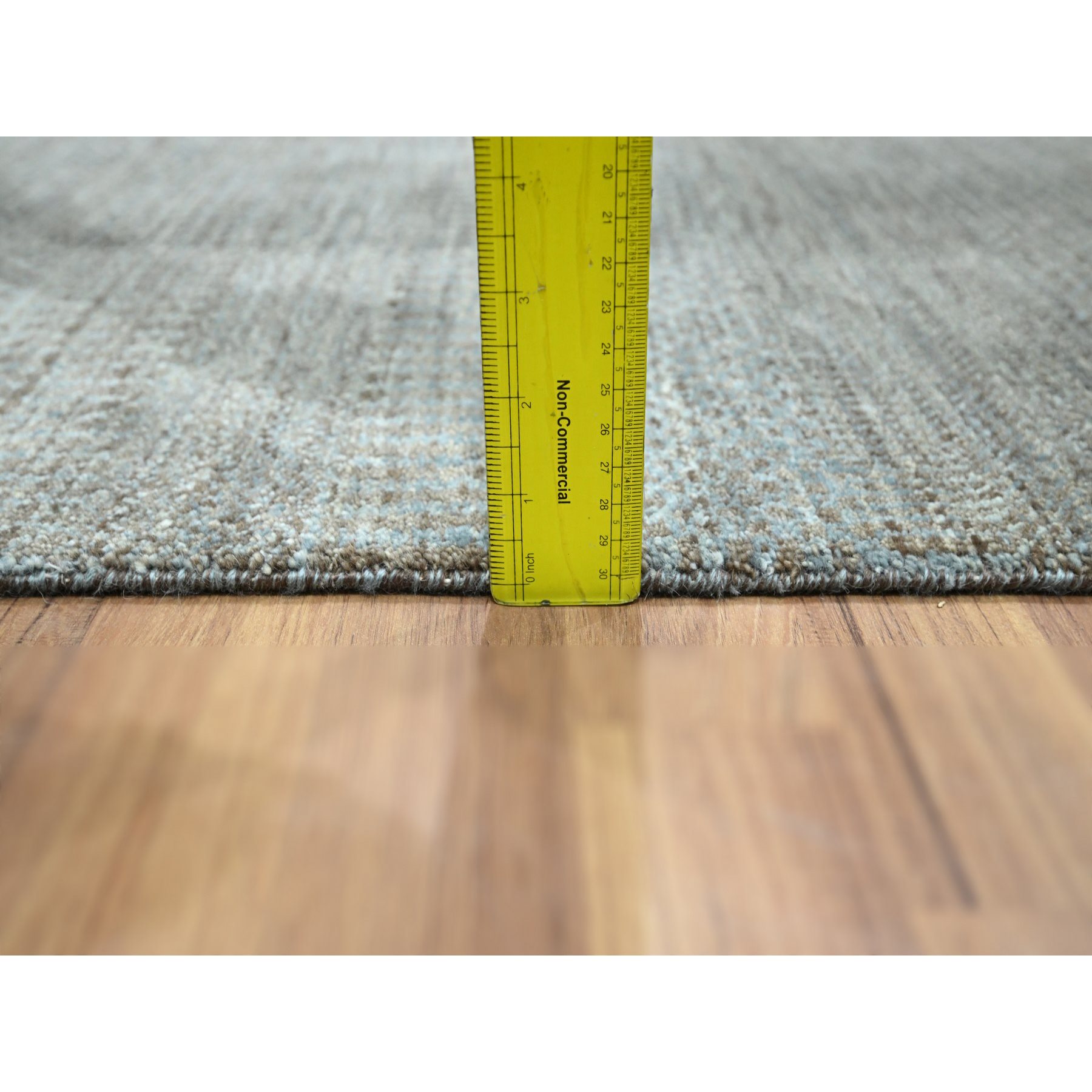 Modern-and-Contemporary-Hand-Knotted-Rug-382215