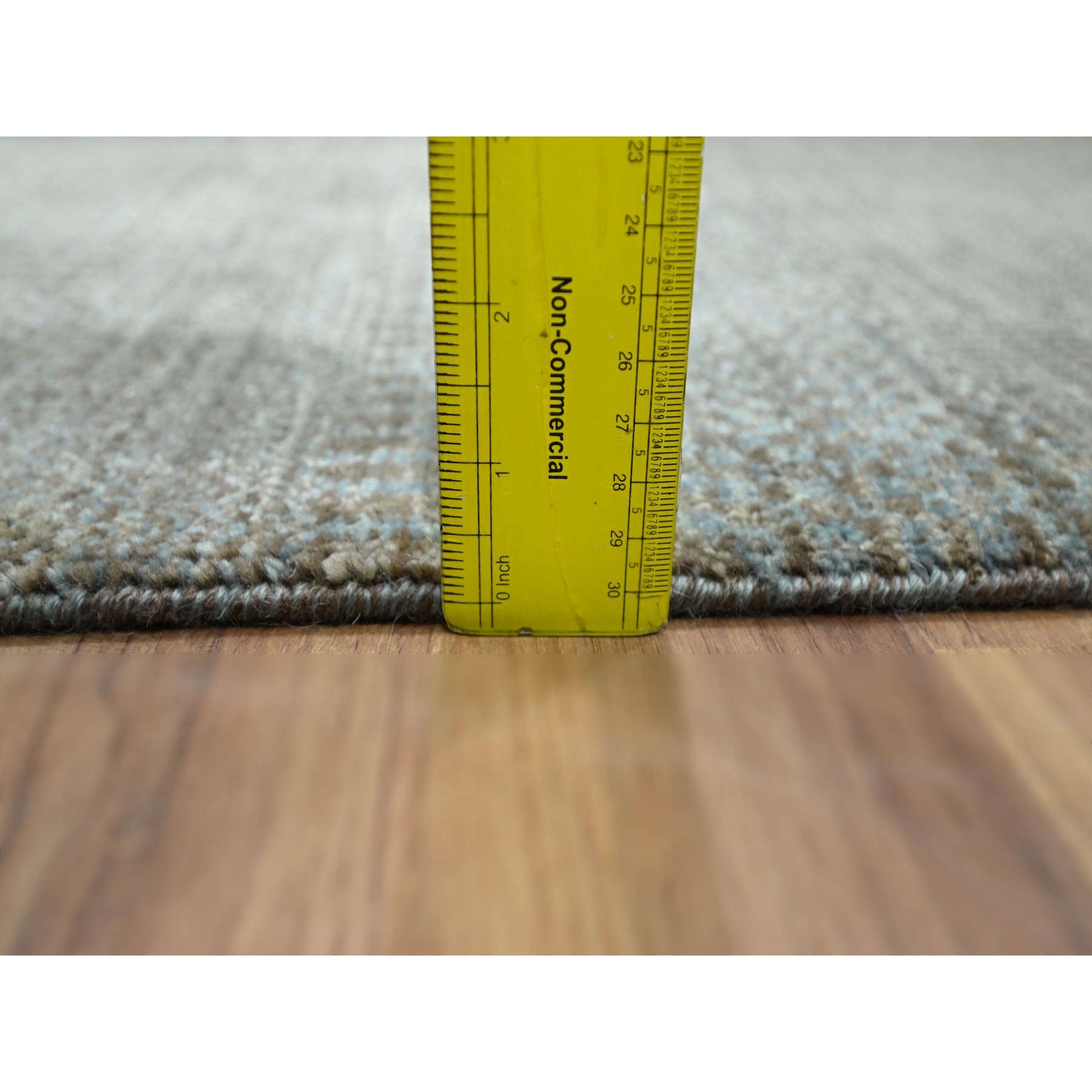 Modern-and-Contemporary-Hand-Knotted-Rug-382225