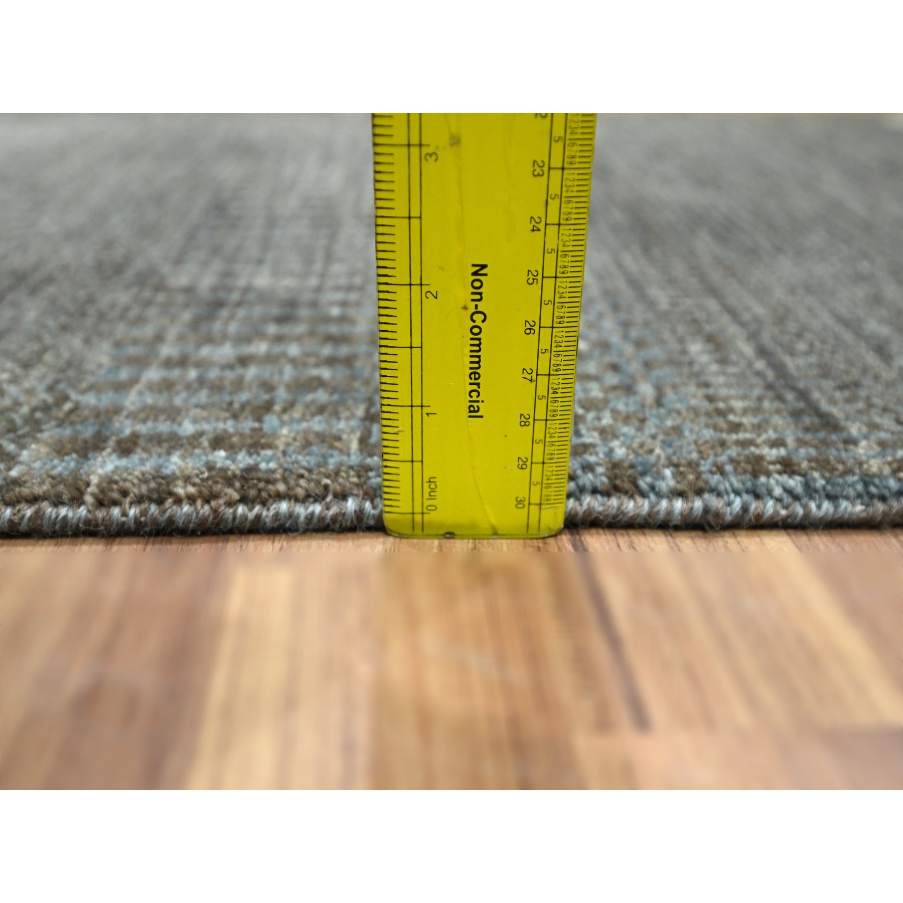 Modern-and-Contemporary-Hand-Knotted-Rug-382235