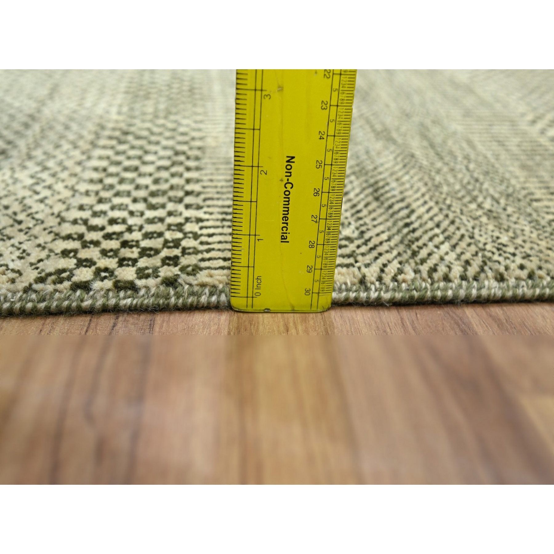 Modern-and-Contemporary-Hand-Knotted-Rug-382265