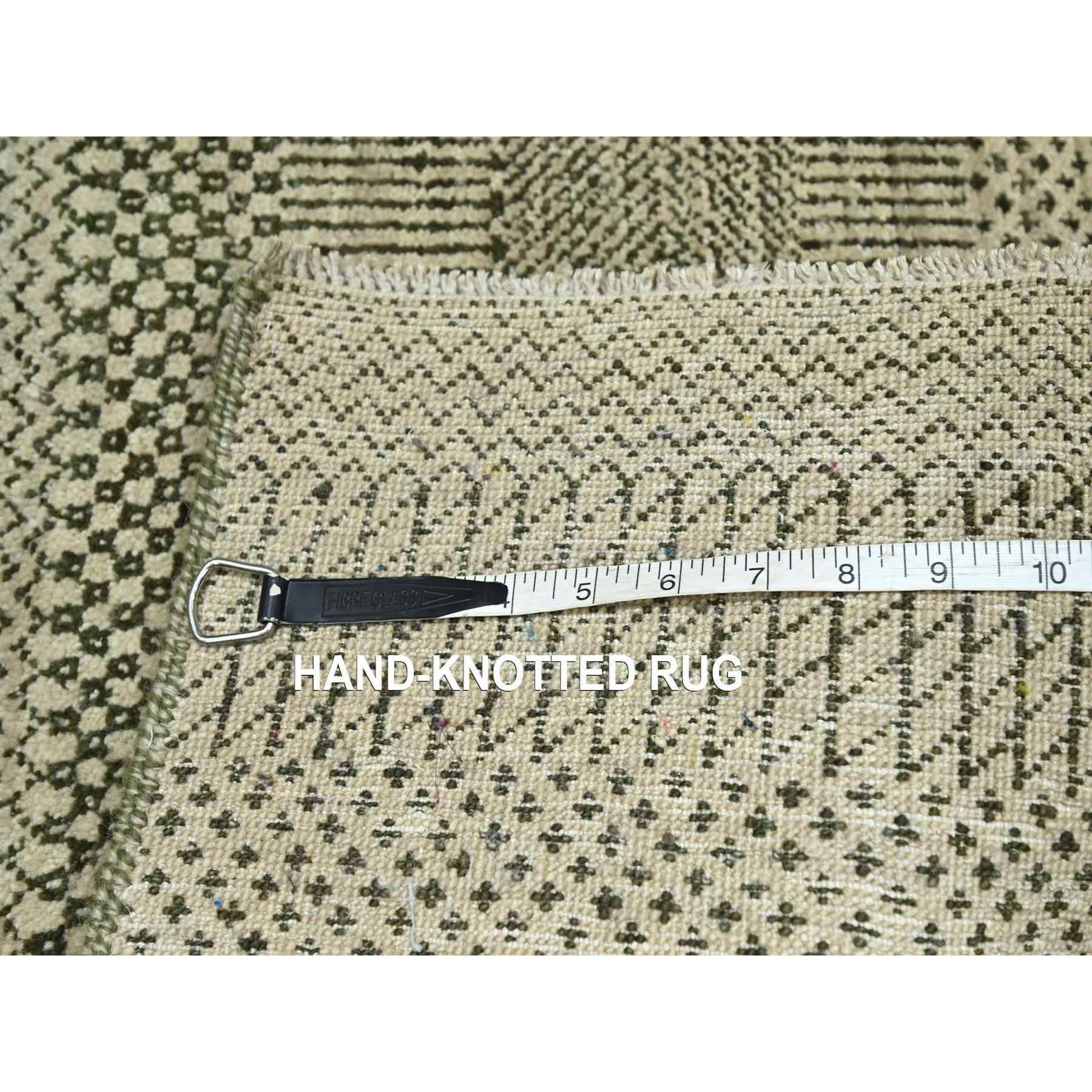 Modern-and-Contemporary-Hand-Knotted-Rug-382265