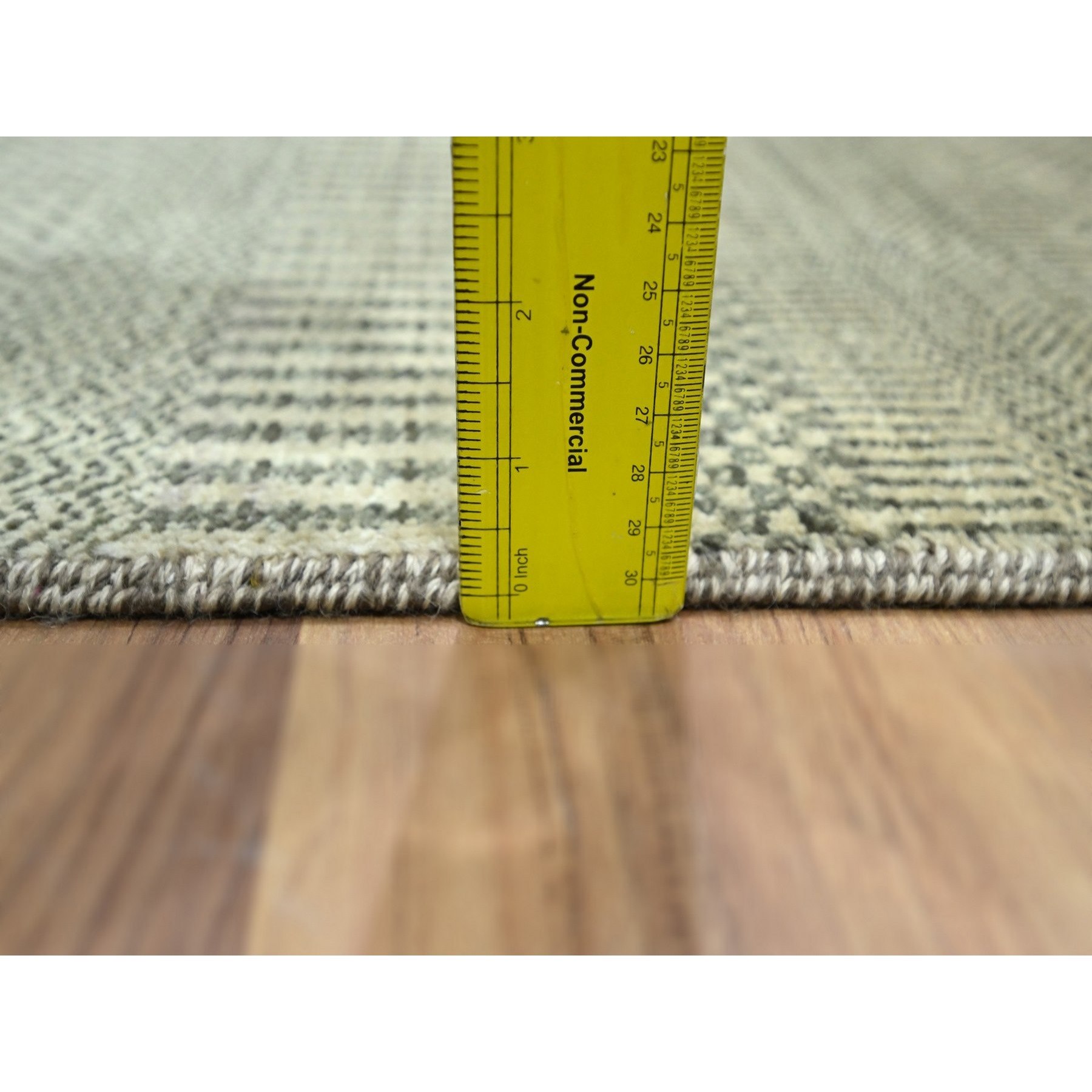 Modern-and-Contemporary-Hand-Knotted-Rug-382270