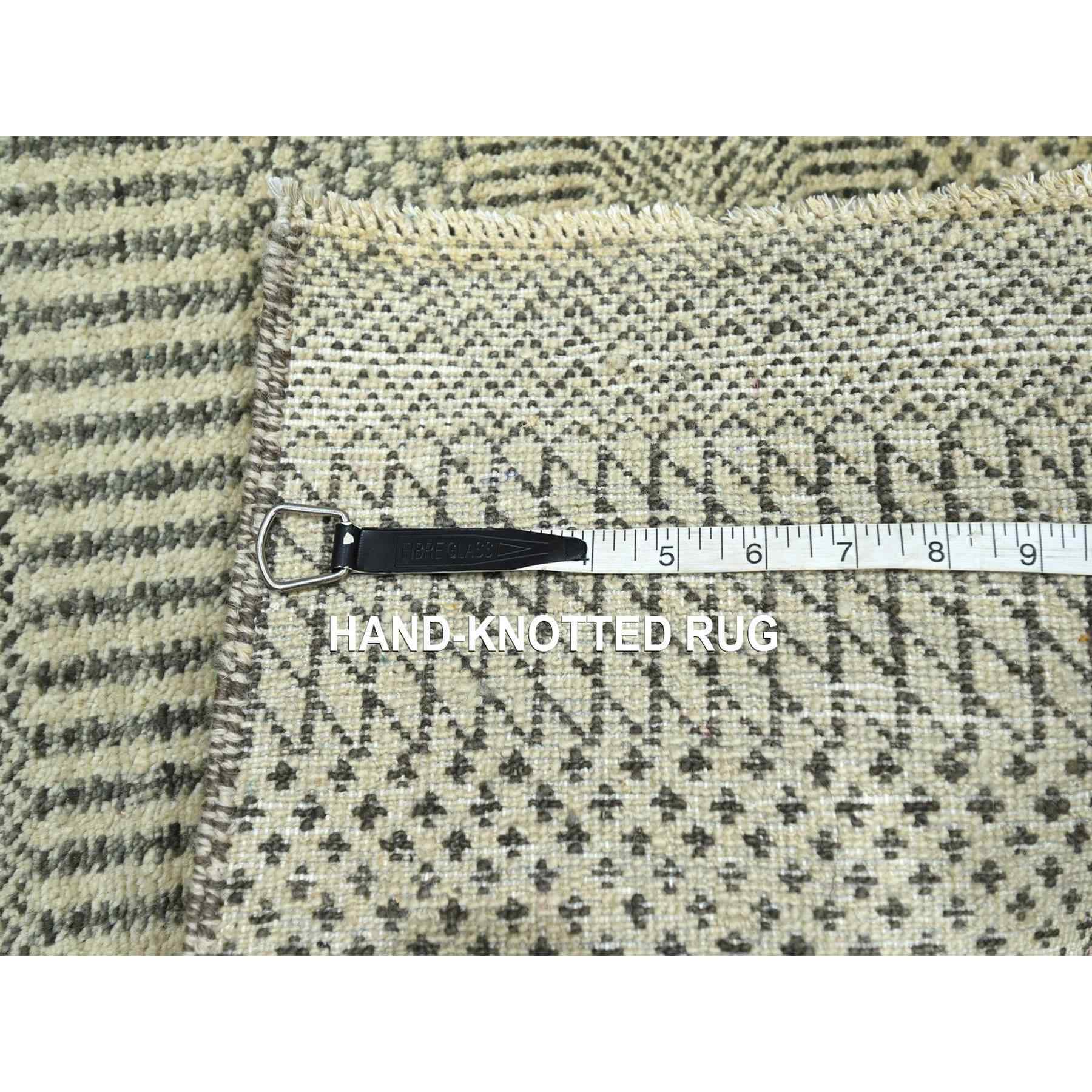 Modern-and-Contemporary-Hand-Knotted-Rug-382270