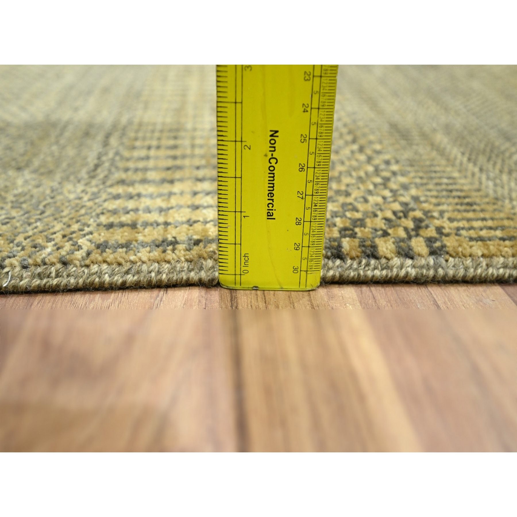 Modern-and-Contemporary-Hand-Knotted-Rug-382280