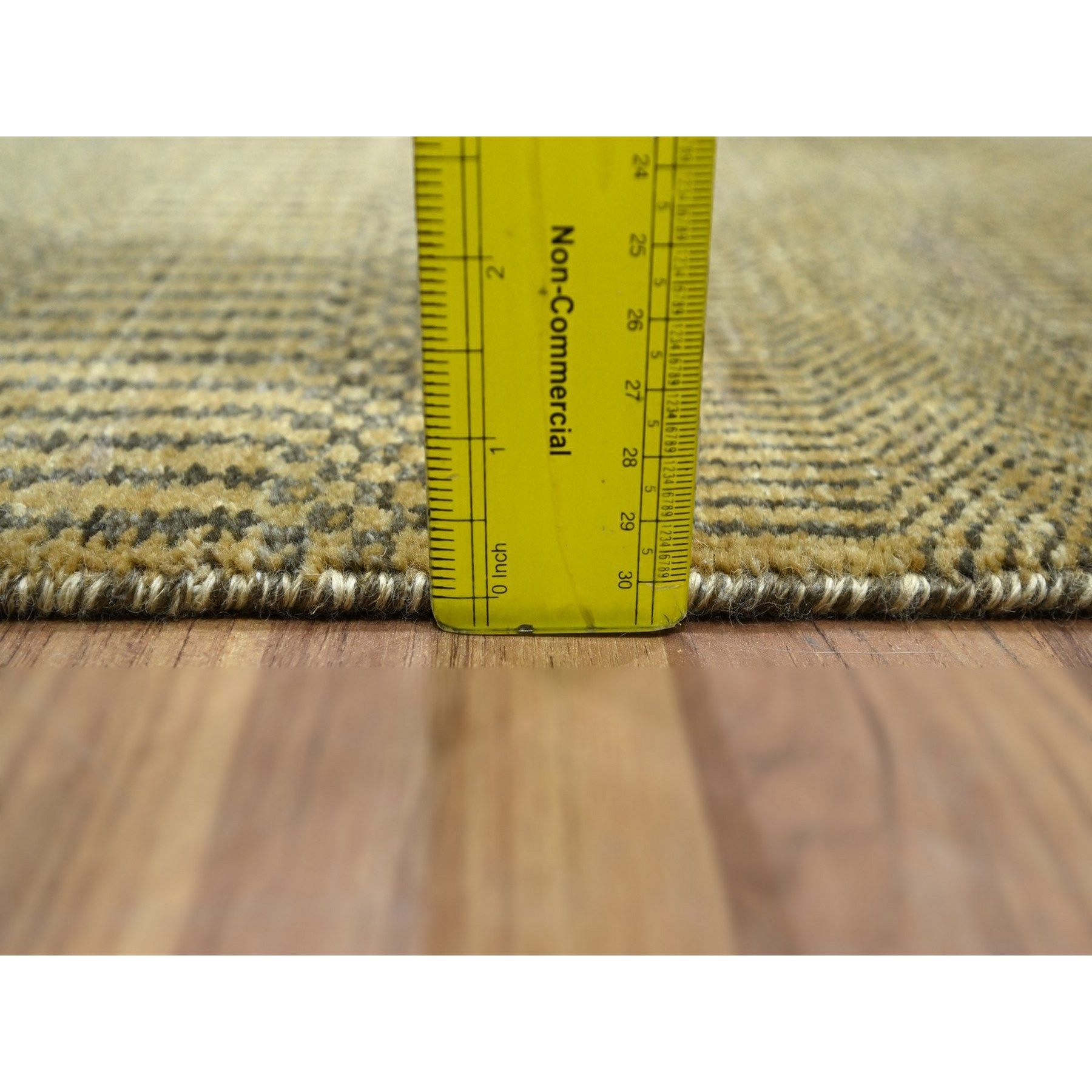 Modern-and-Contemporary-Hand-Knotted-Rug-382295