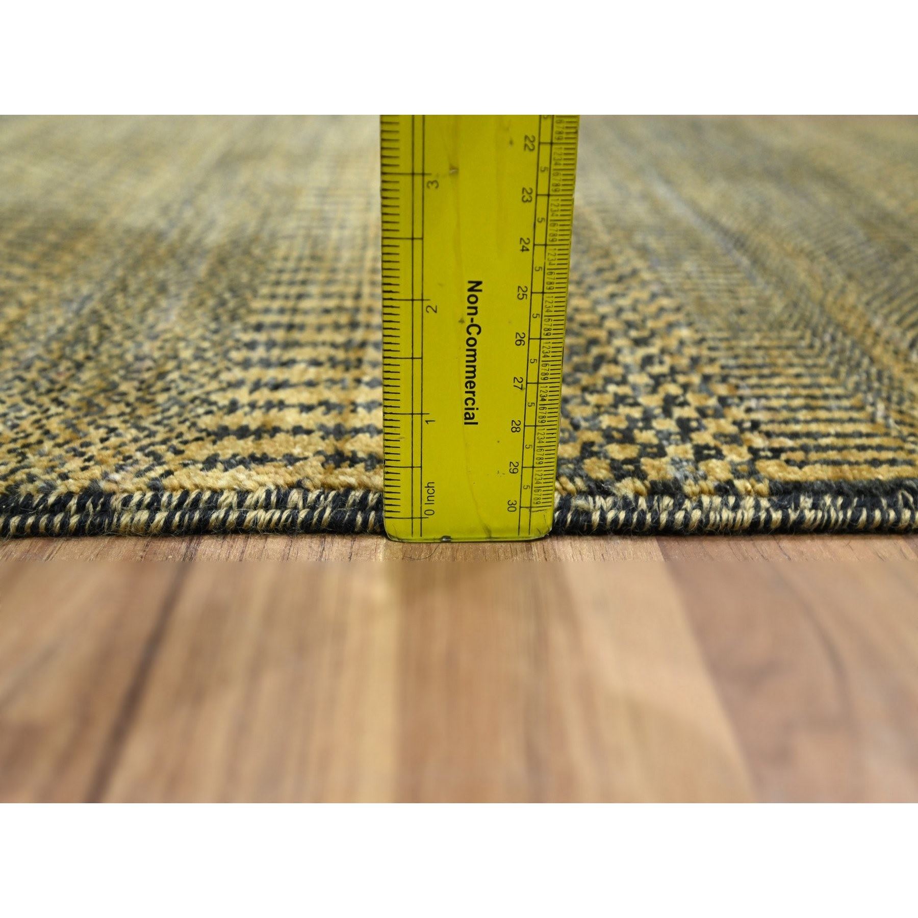Modern-and-Contemporary-Hand-Knotted-Rug-382310