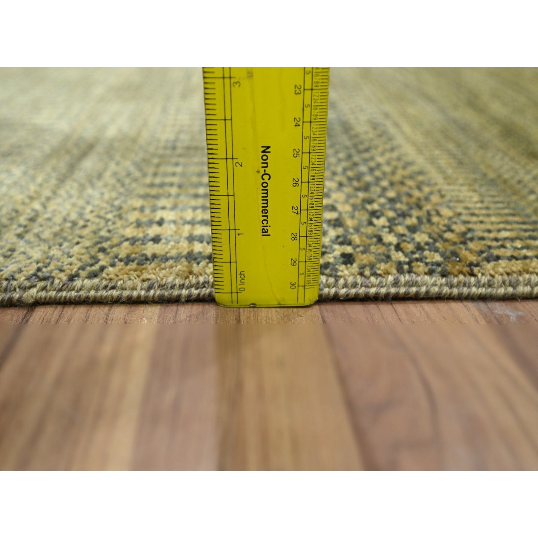 Modern-and-Contemporary-Hand-Knotted-Rug-382315