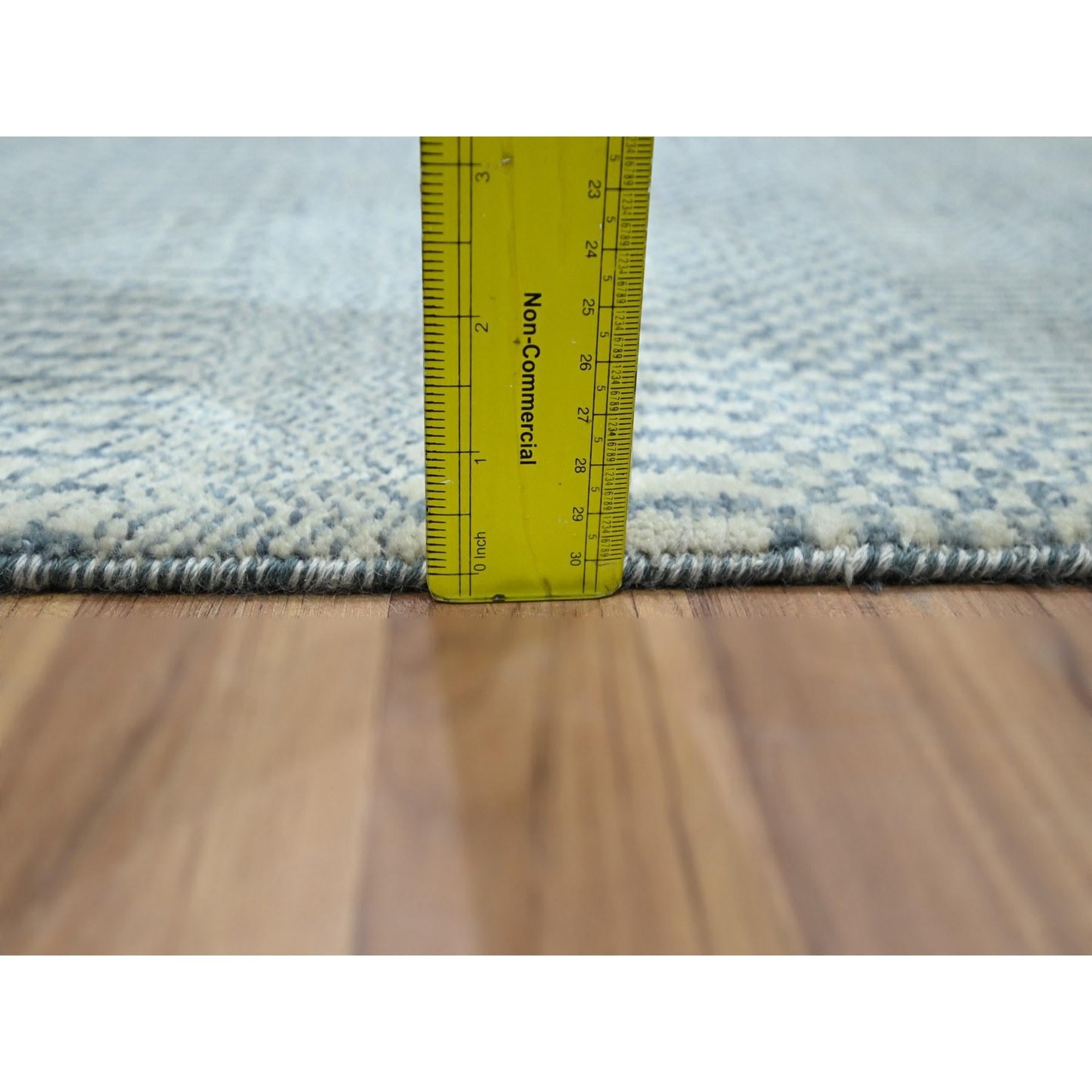 Modern-and-Contemporary-Hand-Knotted-Rug-382355