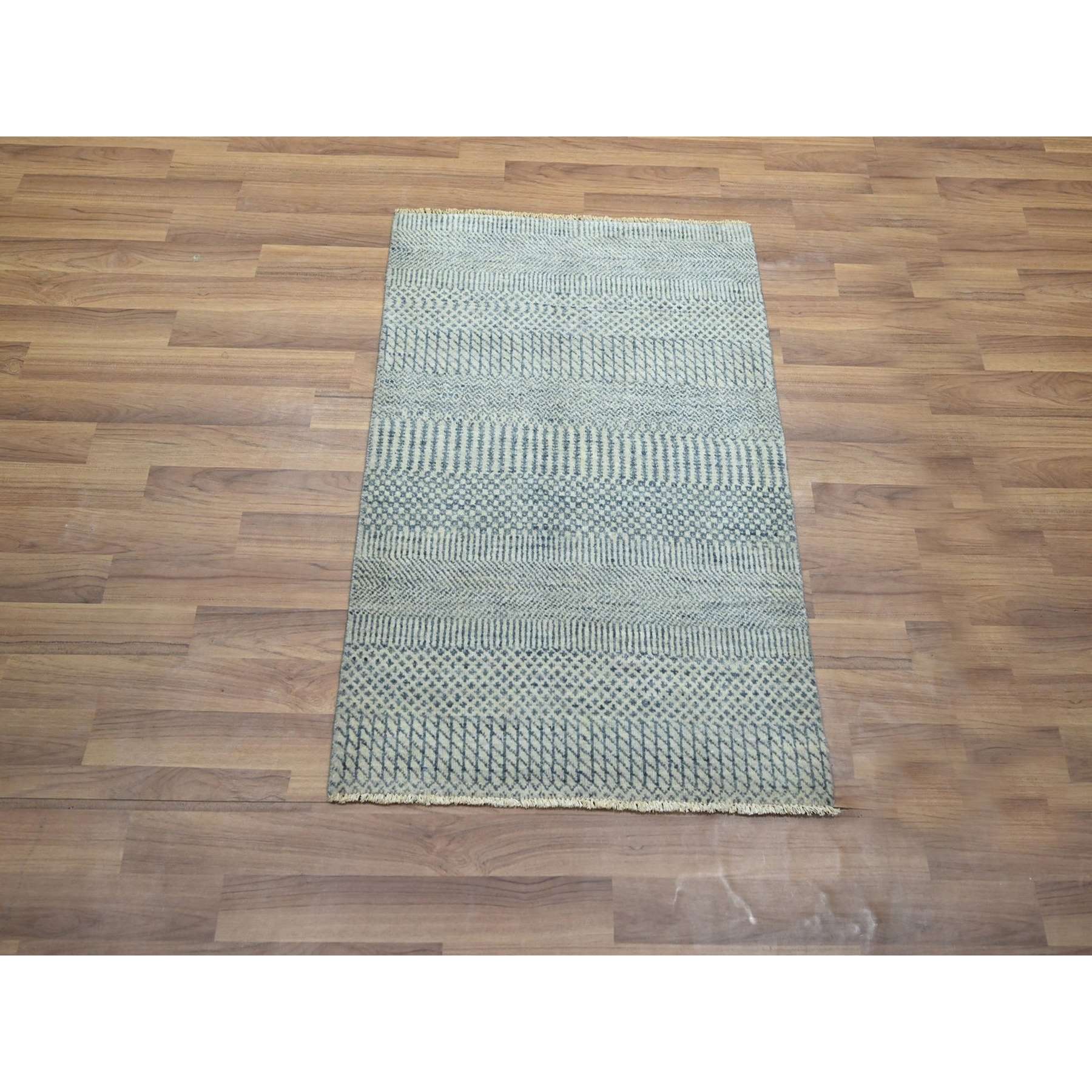 Modern-and-Contemporary-Hand-Knotted-Rug-382375