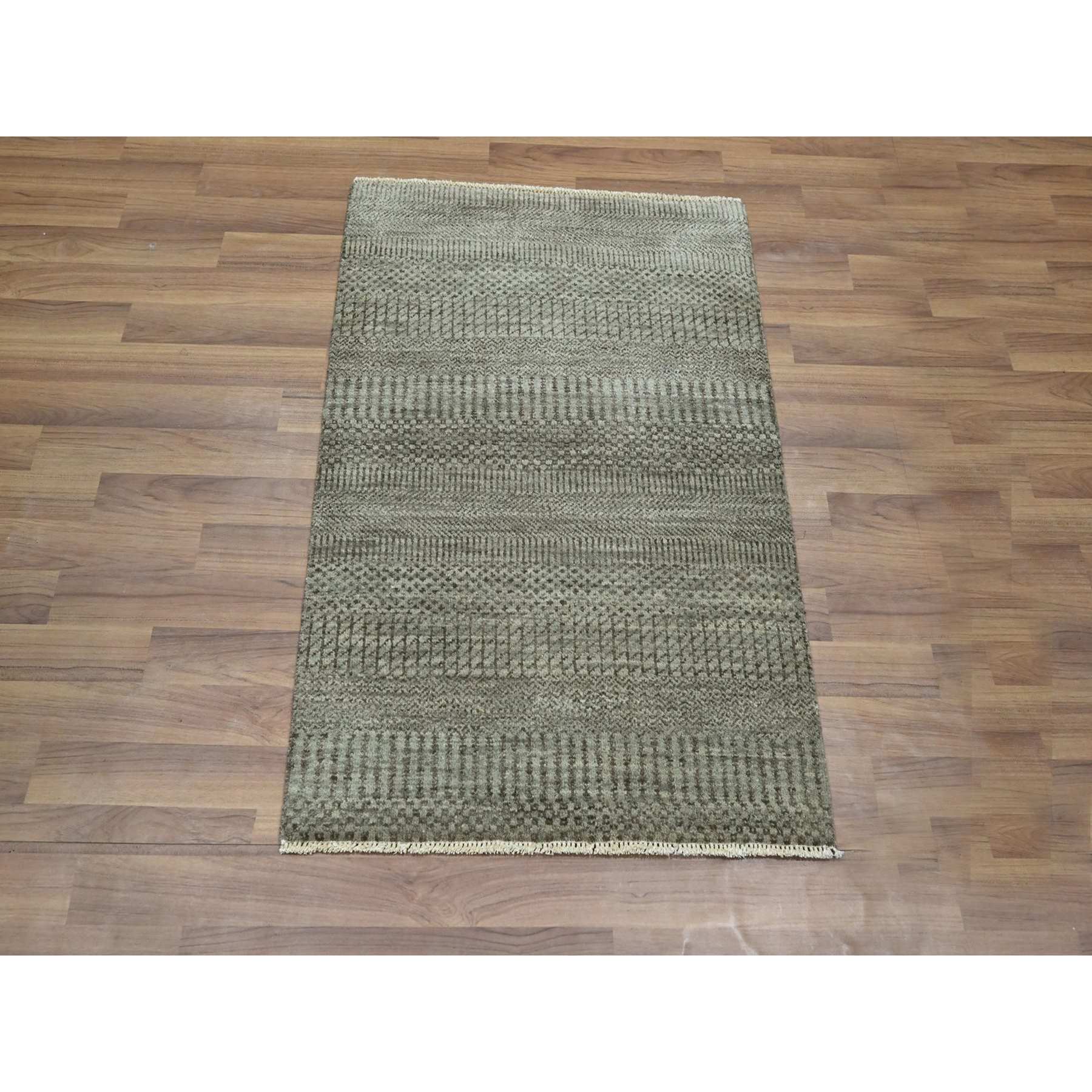 Modern-and-Contemporary-Hand-Knotted-Rug-382390