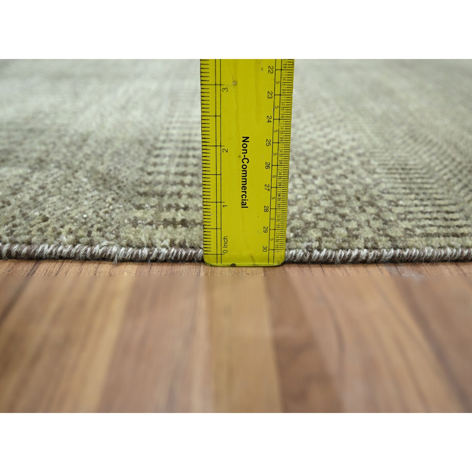 Modern-and-Contemporary-Hand-Knotted-Rug-382410