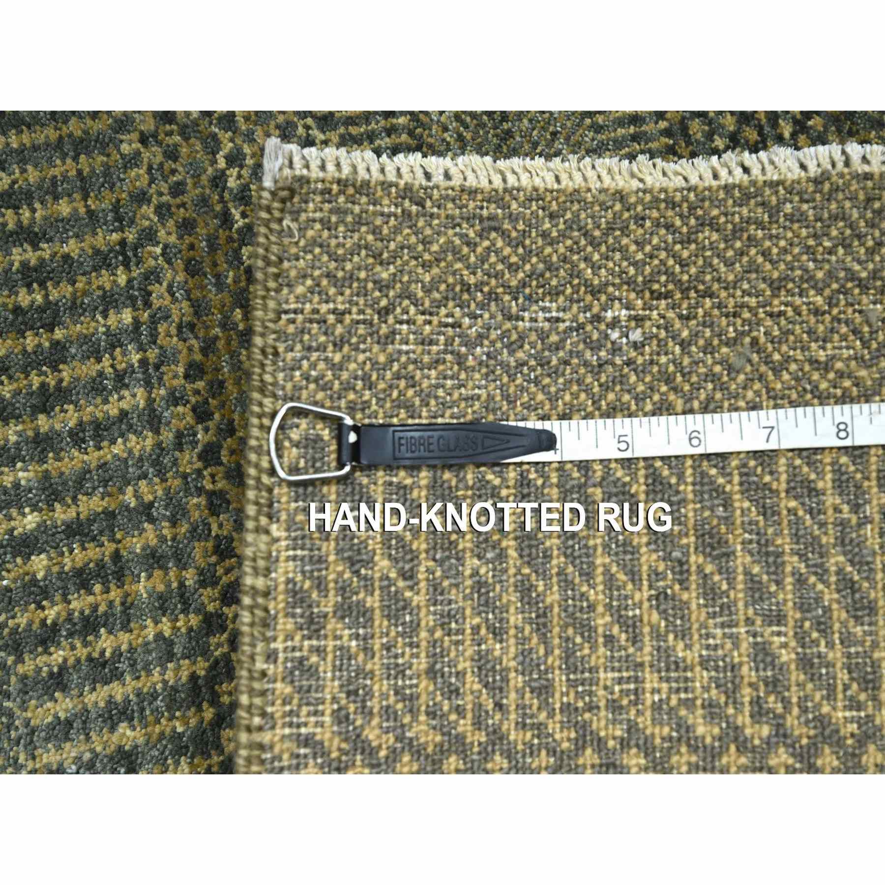 Modern-and-Contemporary-Hand-Knotted-Rug-382415