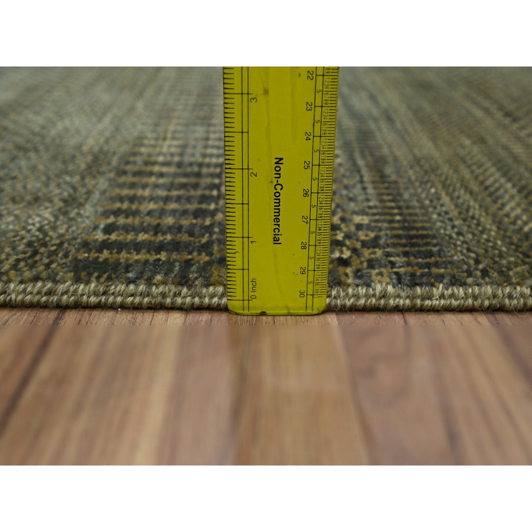Modern-and-Contemporary-Hand-Knotted-Rug-382425