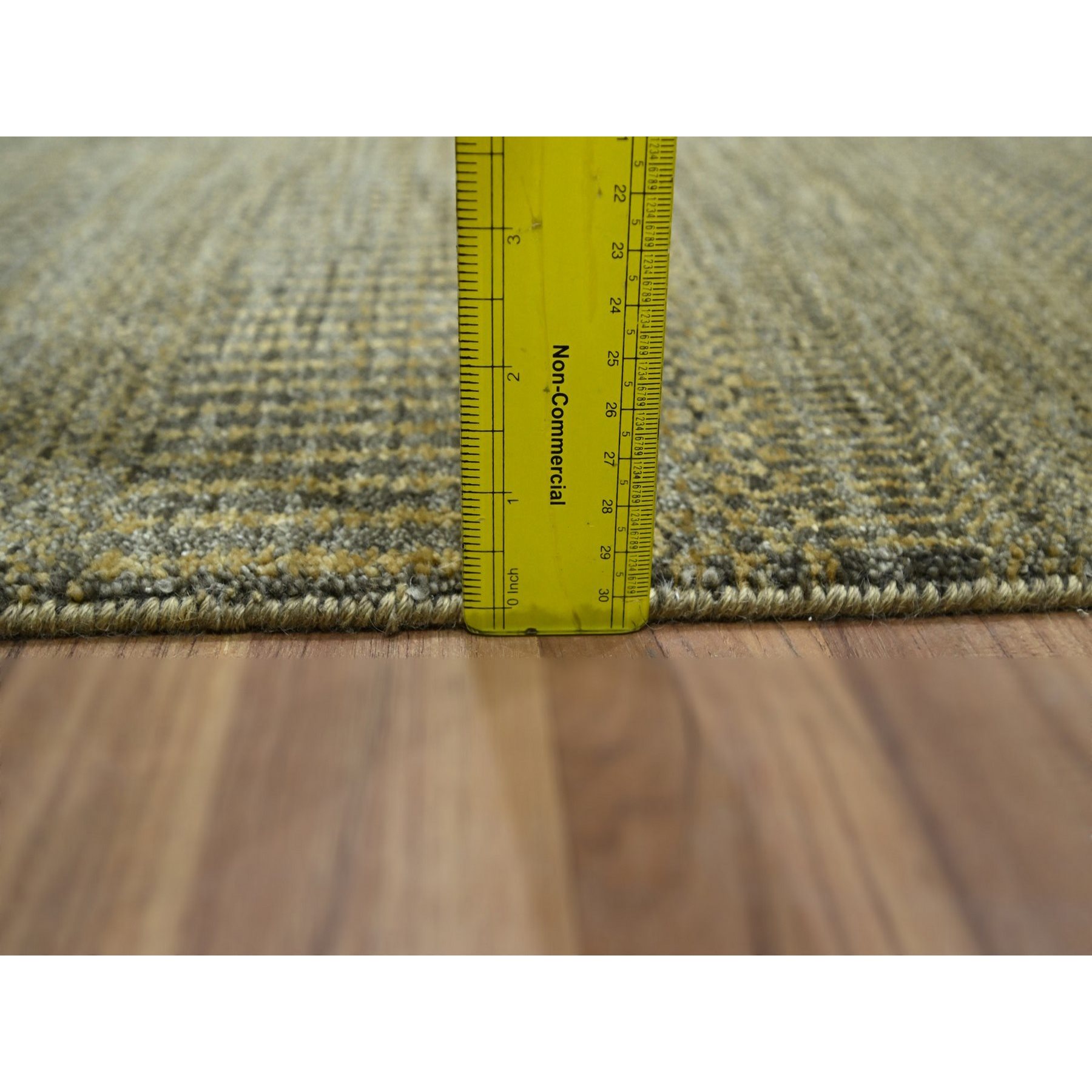Modern-and-Contemporary-Hand-Knotted-Rug-382430