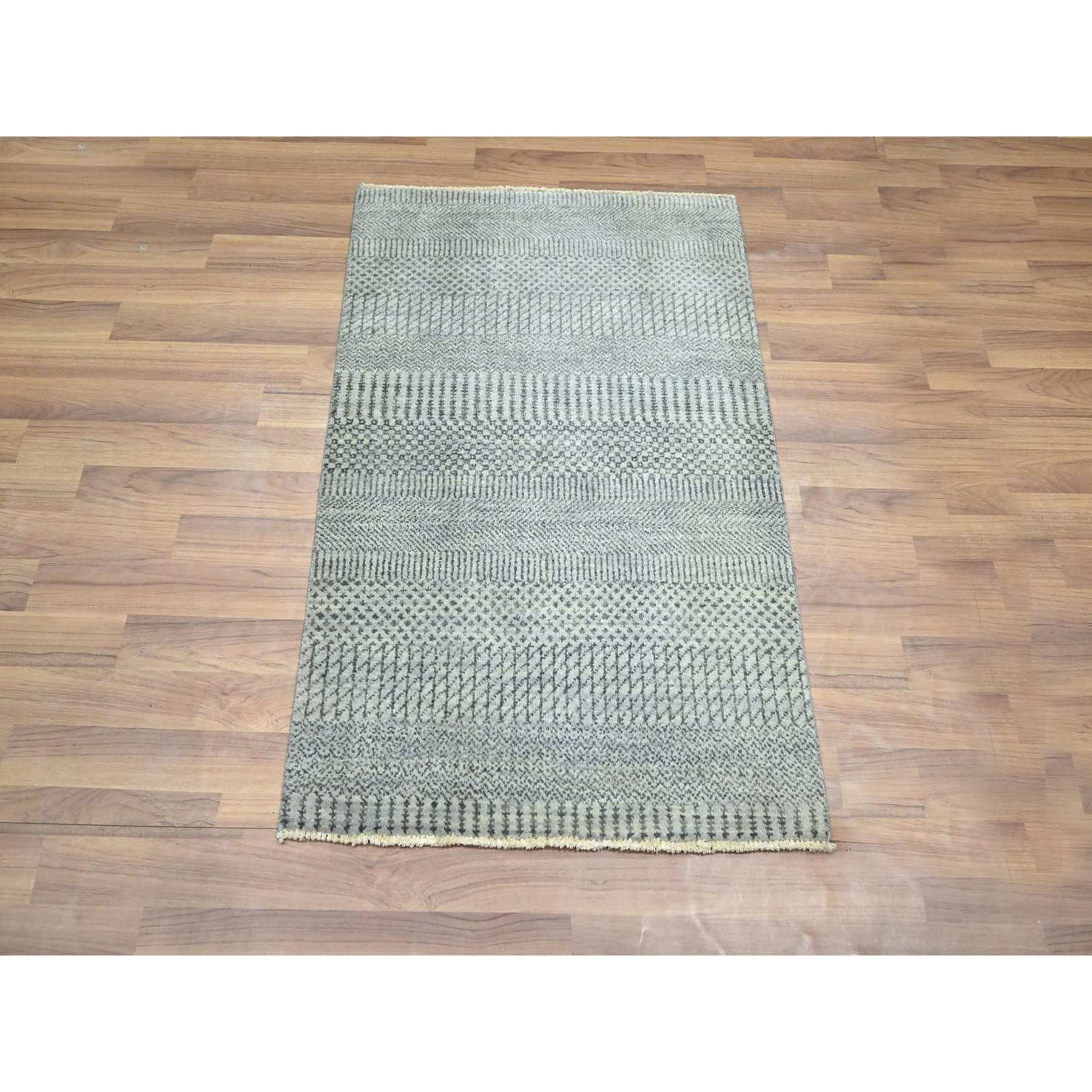 Modern-and-Contemporary-Hand-Knotted-Rug-382455